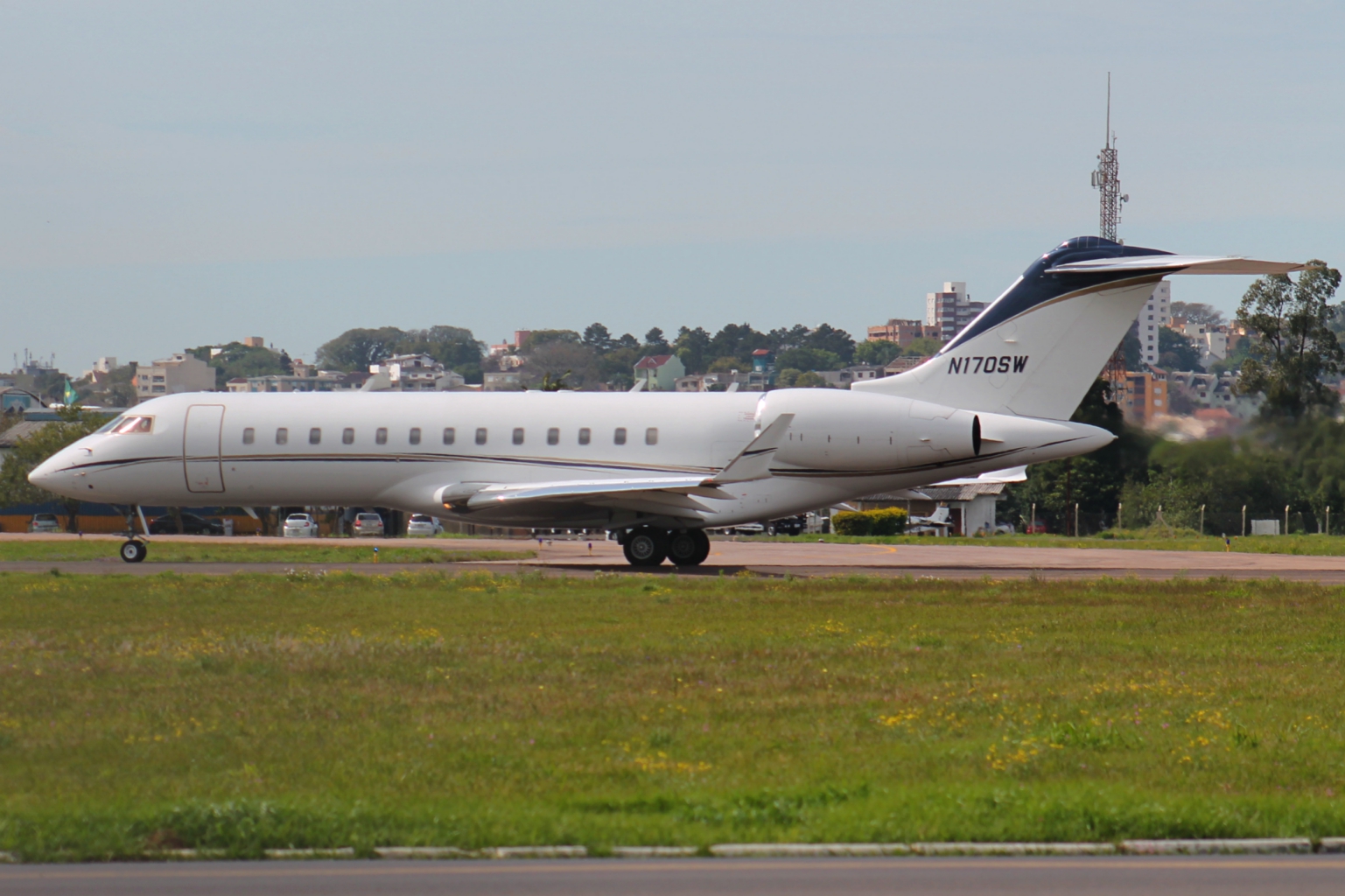 N170SW — Business jet