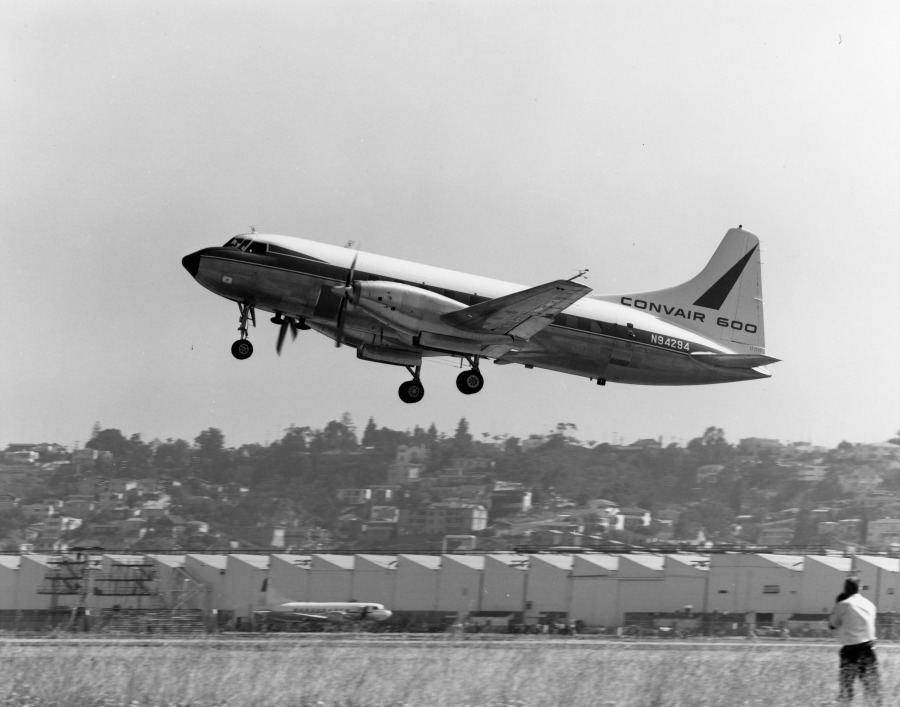 N94294 — Twin-engine aircraft