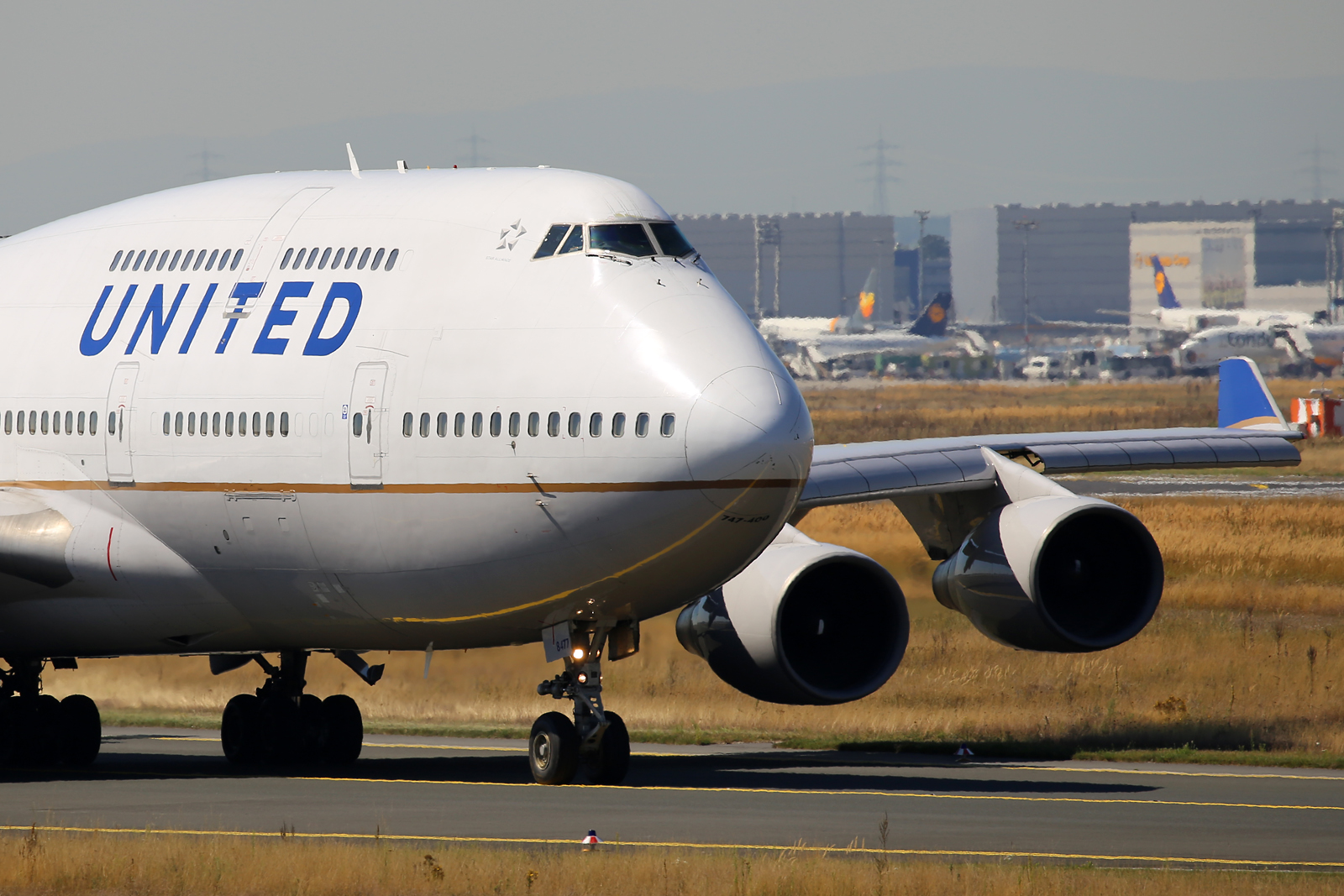 N177UA — Boeing