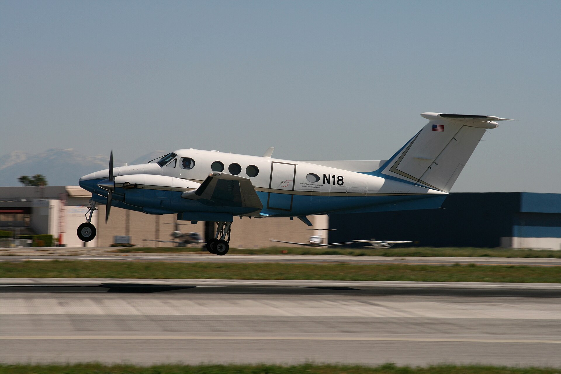 N18 — Beechcraft