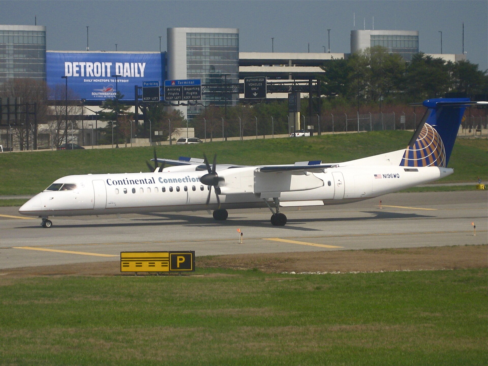 N196WQ — Bombardier