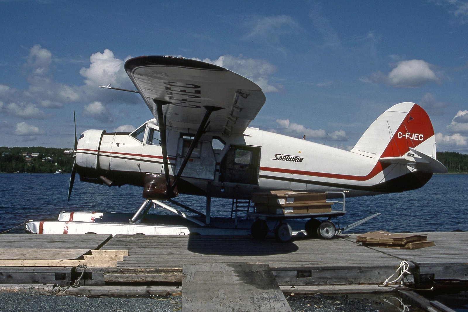 C-FJEC — Floatplane