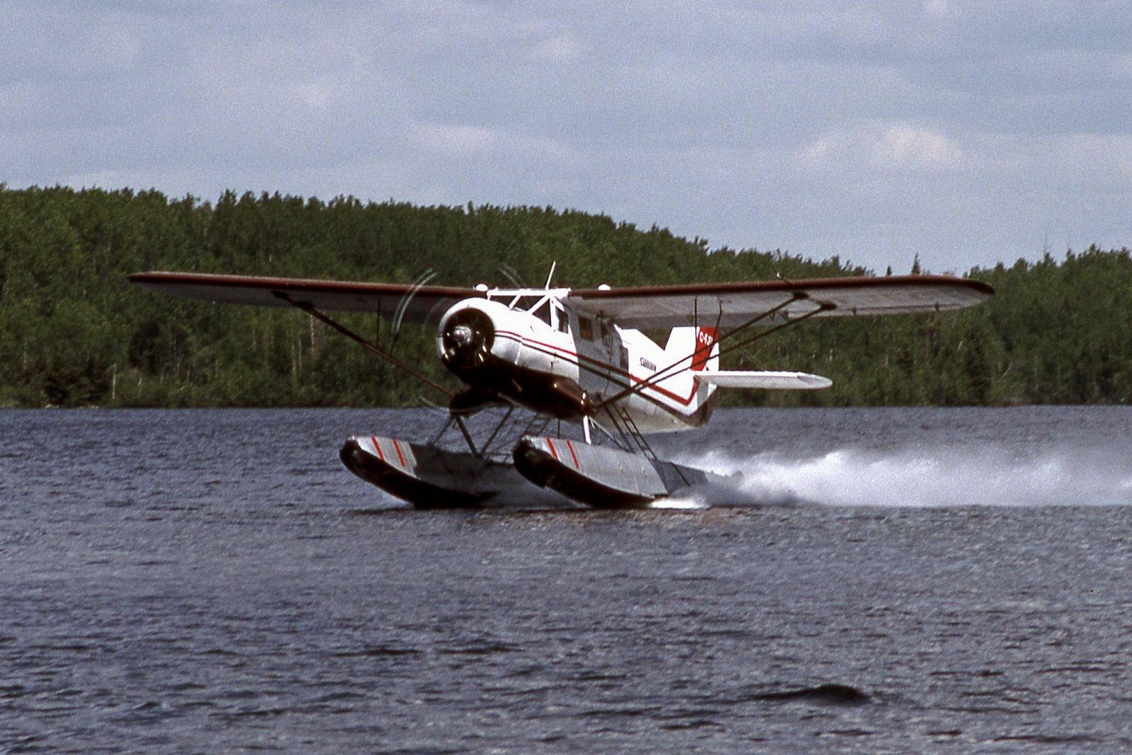 C-FJEC — Floatplane