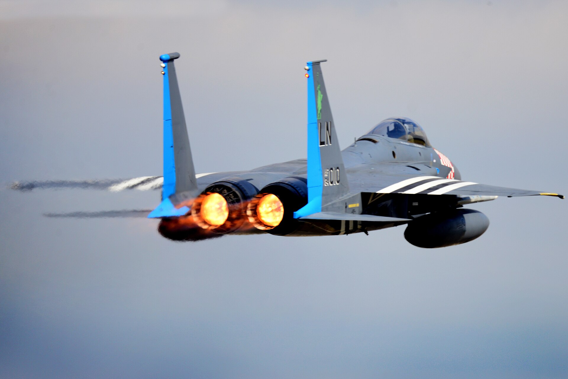  — Twin-engine aircraft