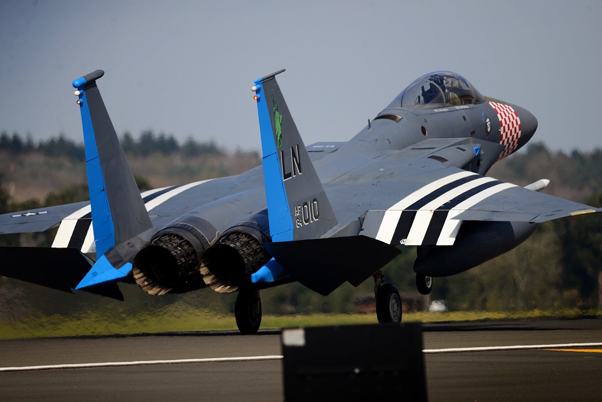  — Twin-engine aircraft