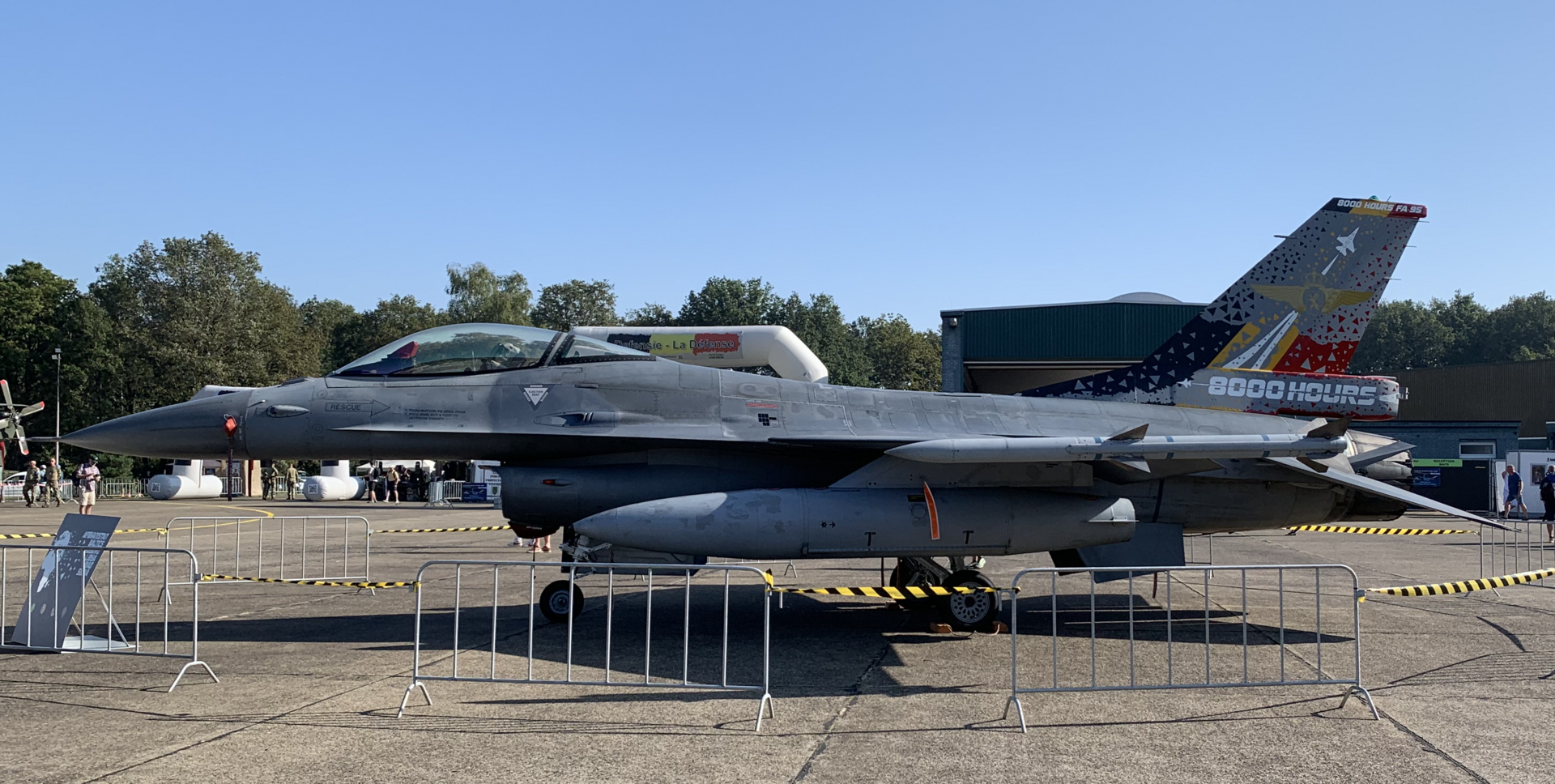 — Single-engine aircraft