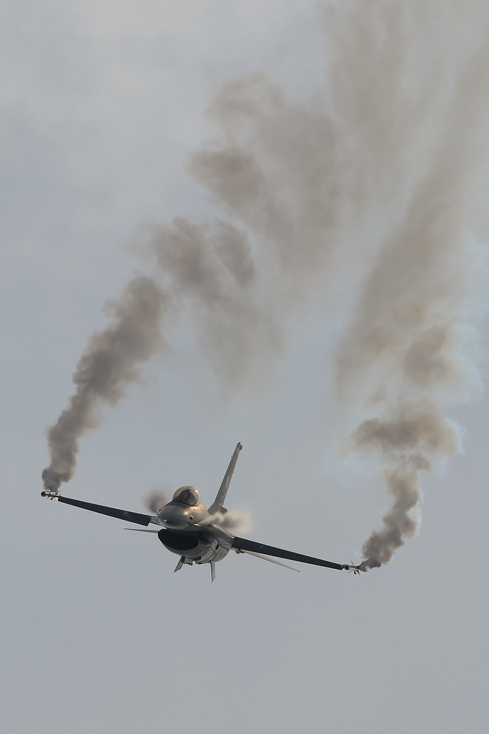 — Single-engine aircraft