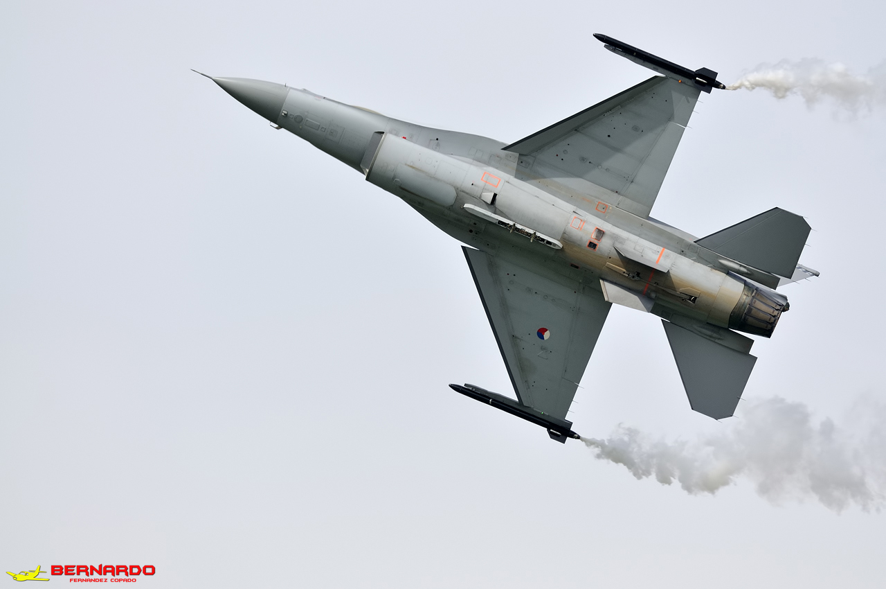  — Single-engine aircraft