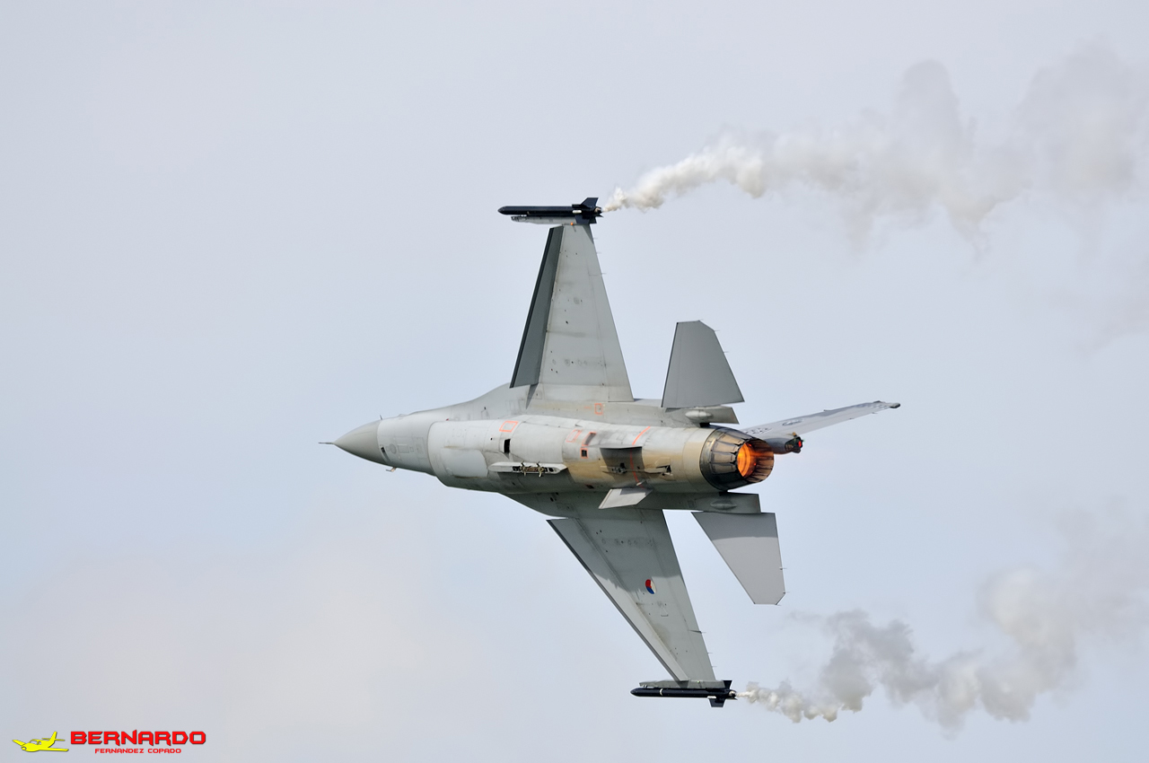  — Single-engine aircraft