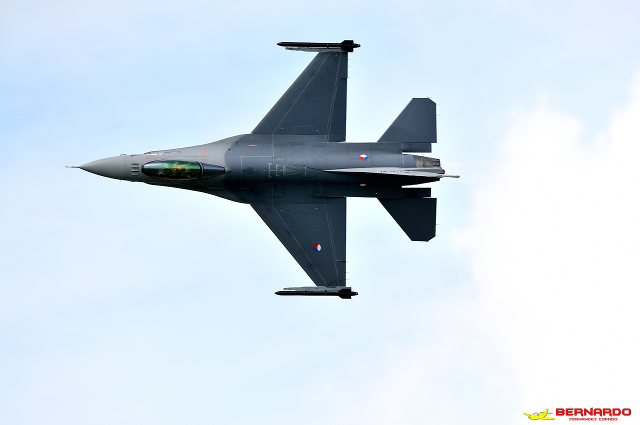  — Single-engine aircraft