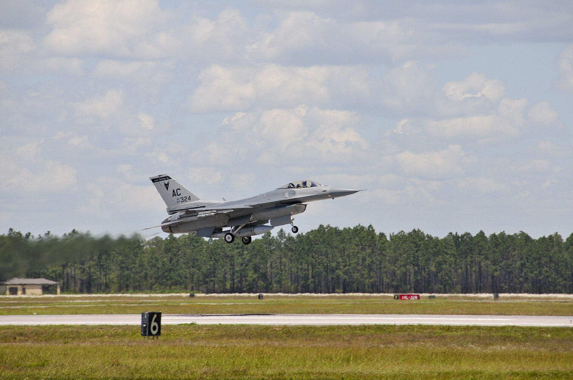  — Single-engine aircraft