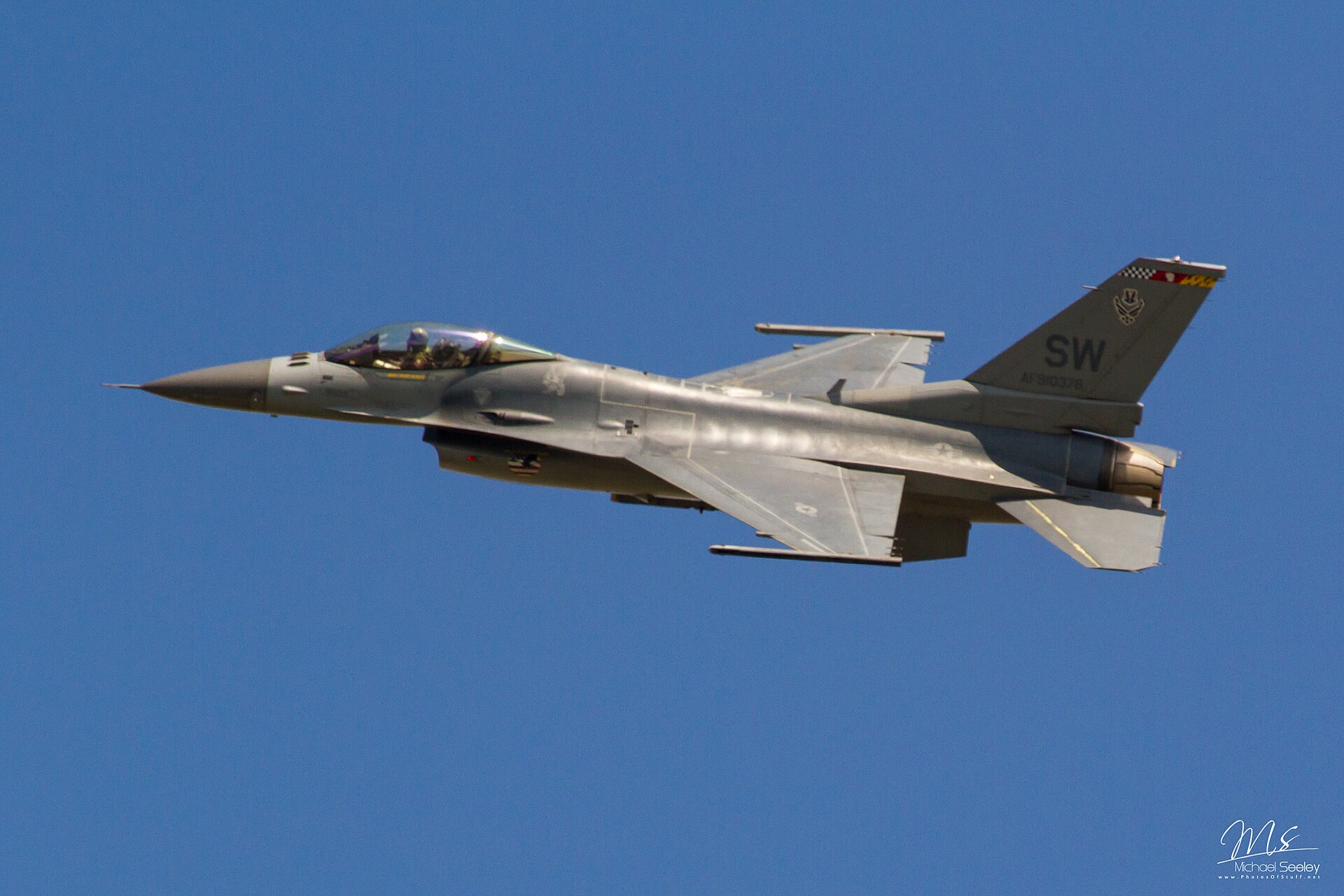  — Single-engine aircraft