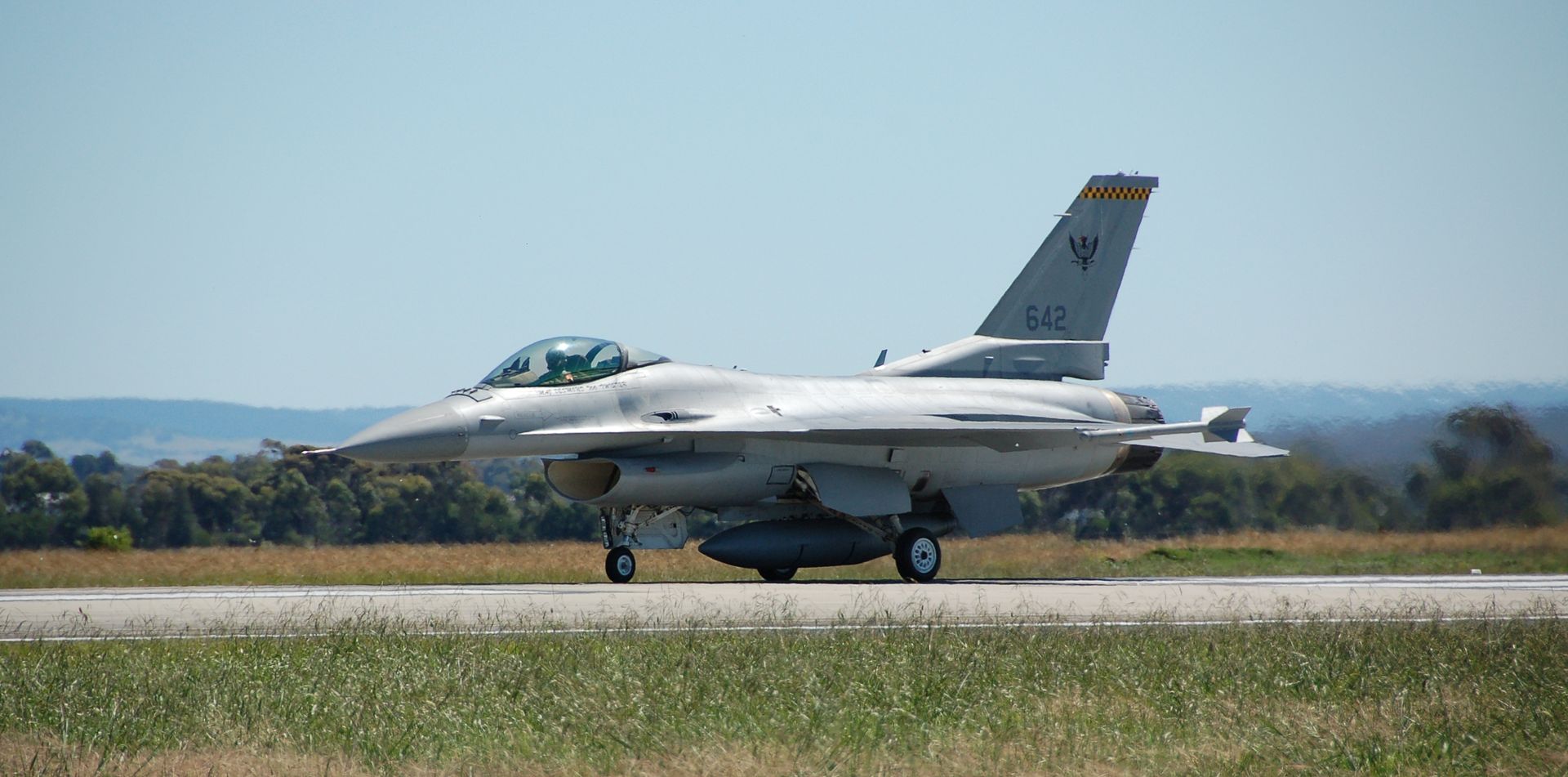  — Single-engine aircraft