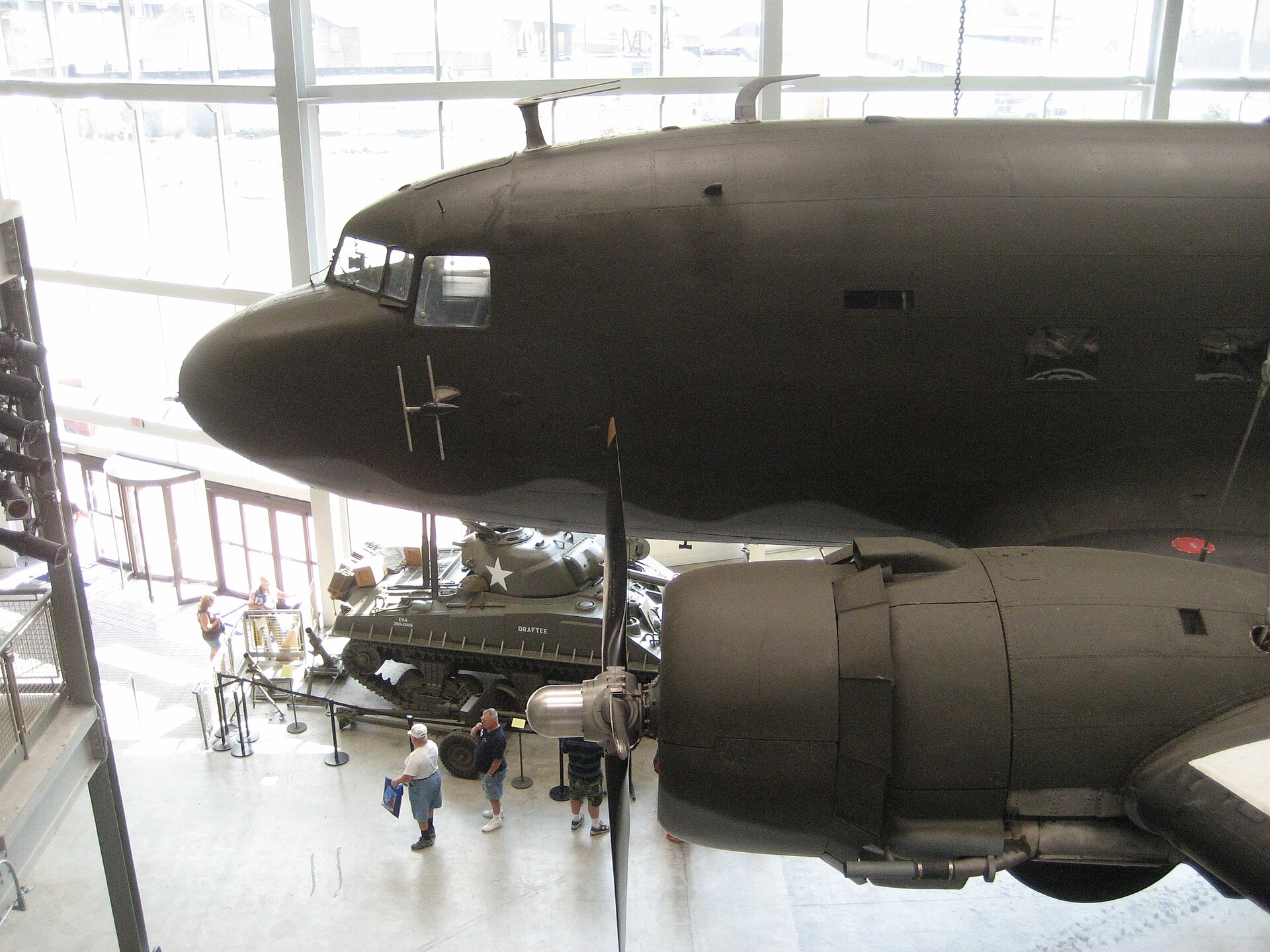 — Twin-engine aircraft