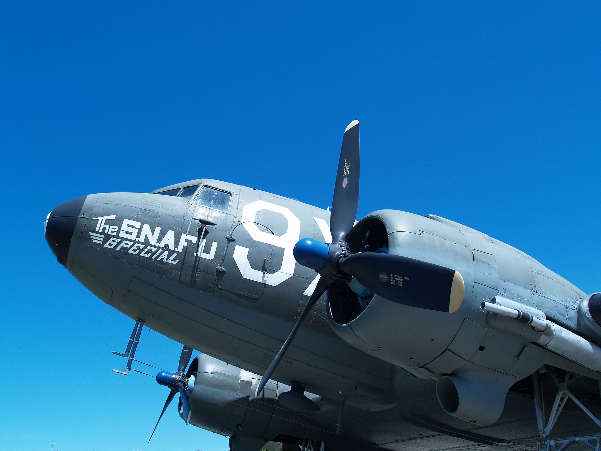  — Twin-engine aircraft