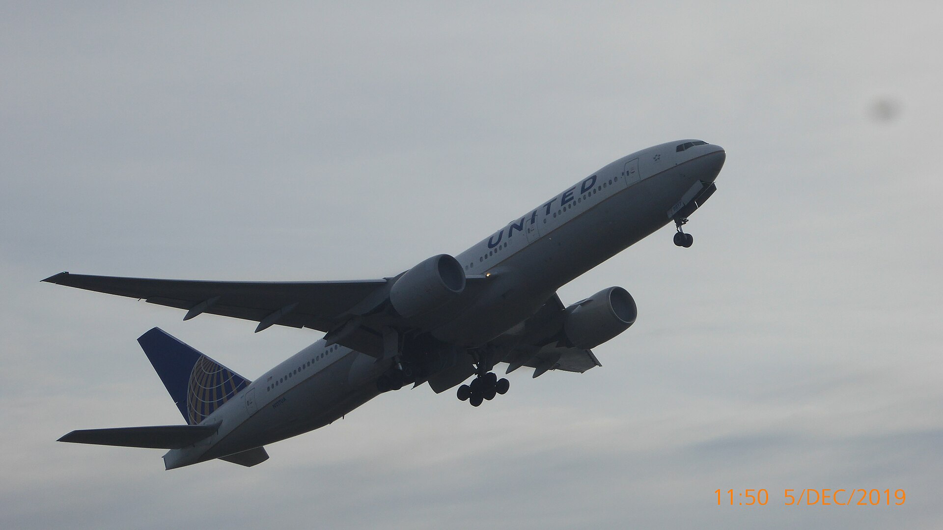 N217UA — Boeing