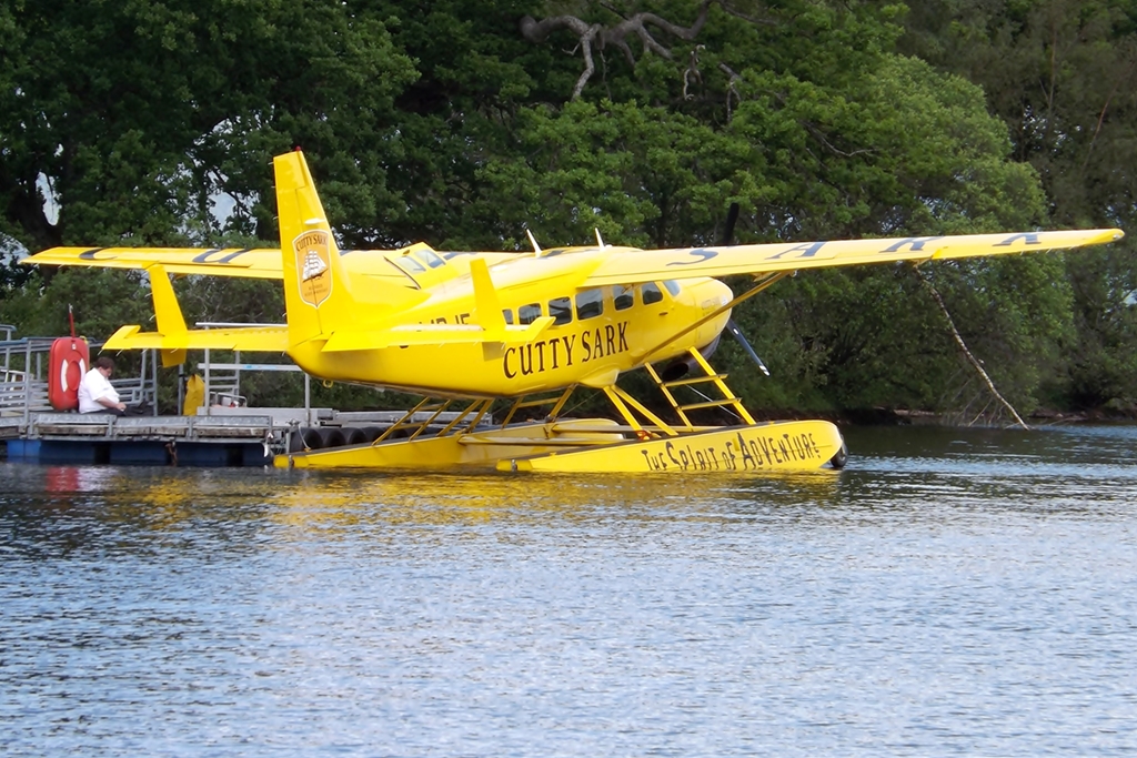 G-MDJE — Floatplane