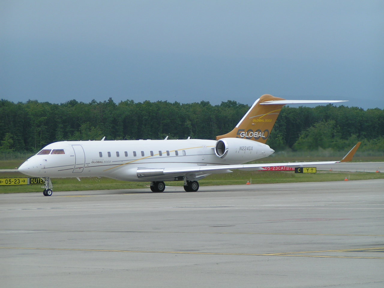 N224GX — Bombardier