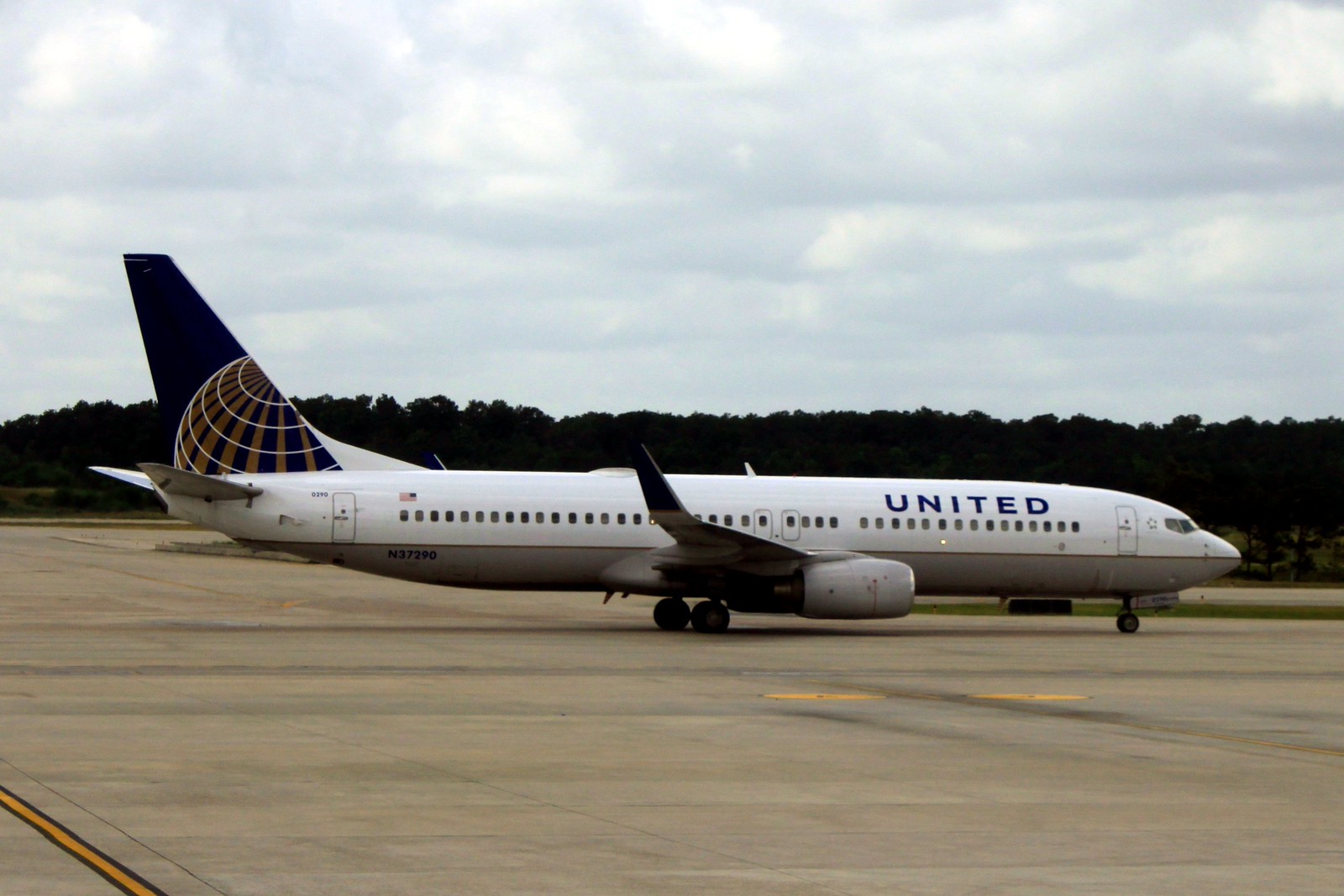 N37290 — Boeing