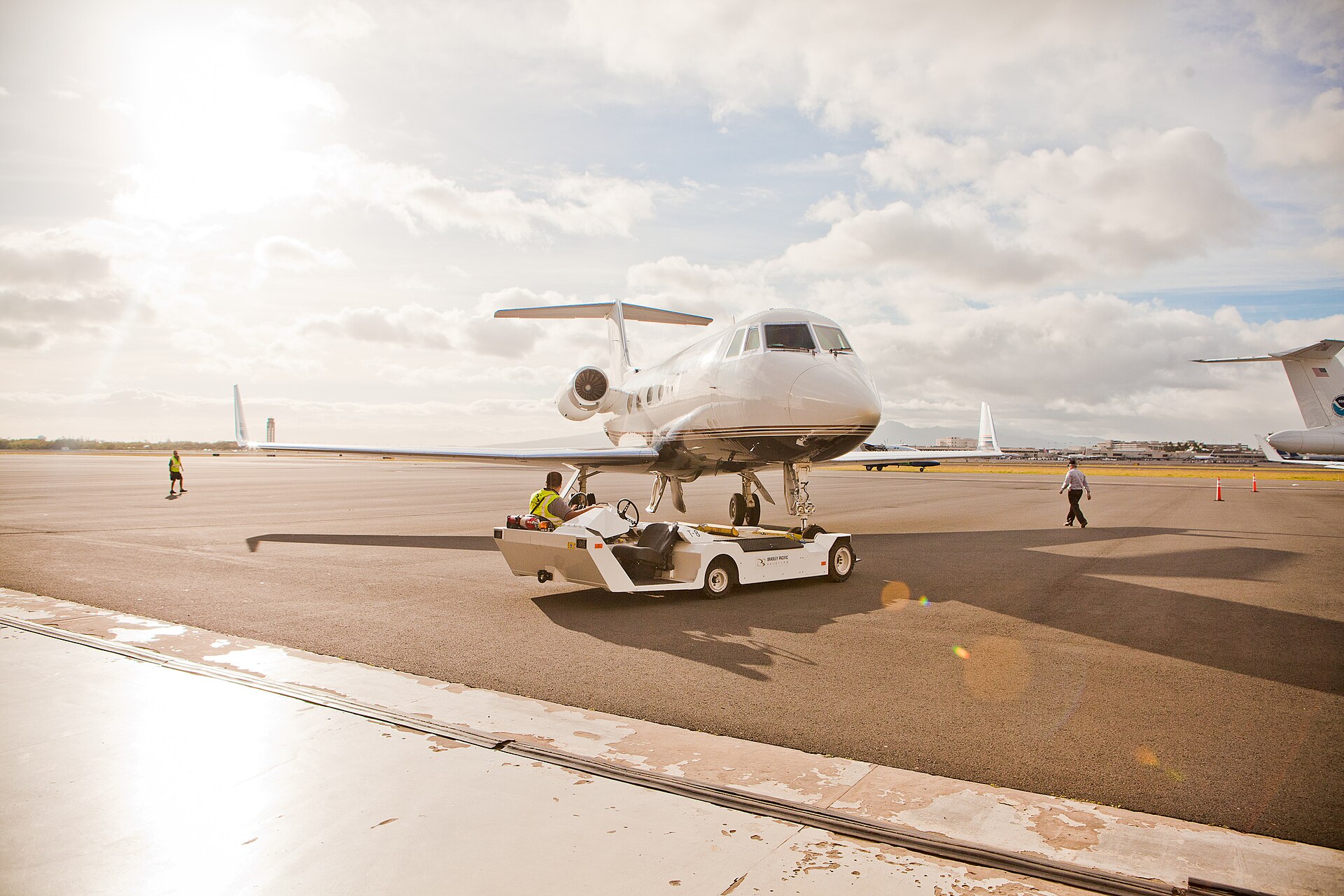 N227LA — Business jet