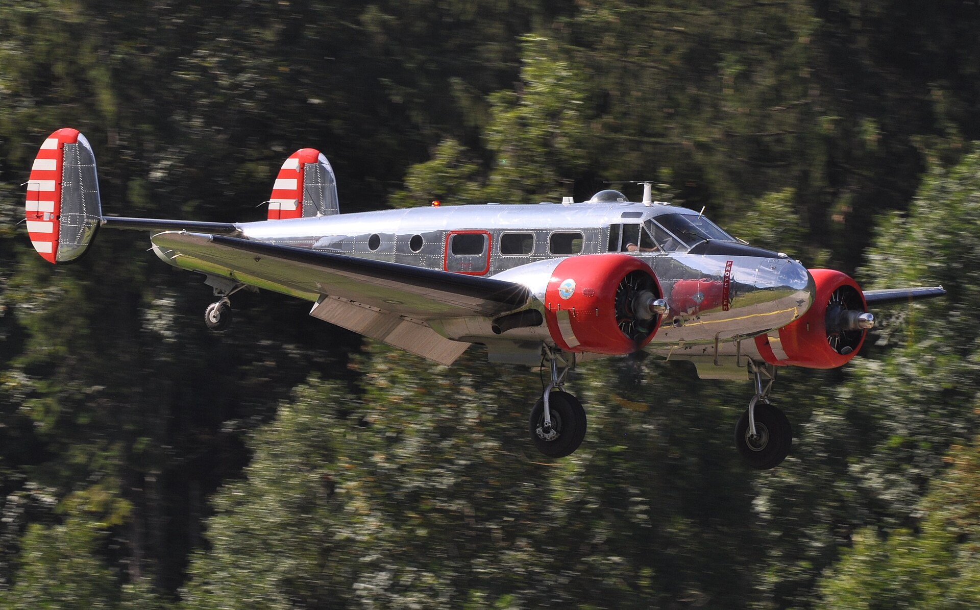 N21FS — Beechcraft