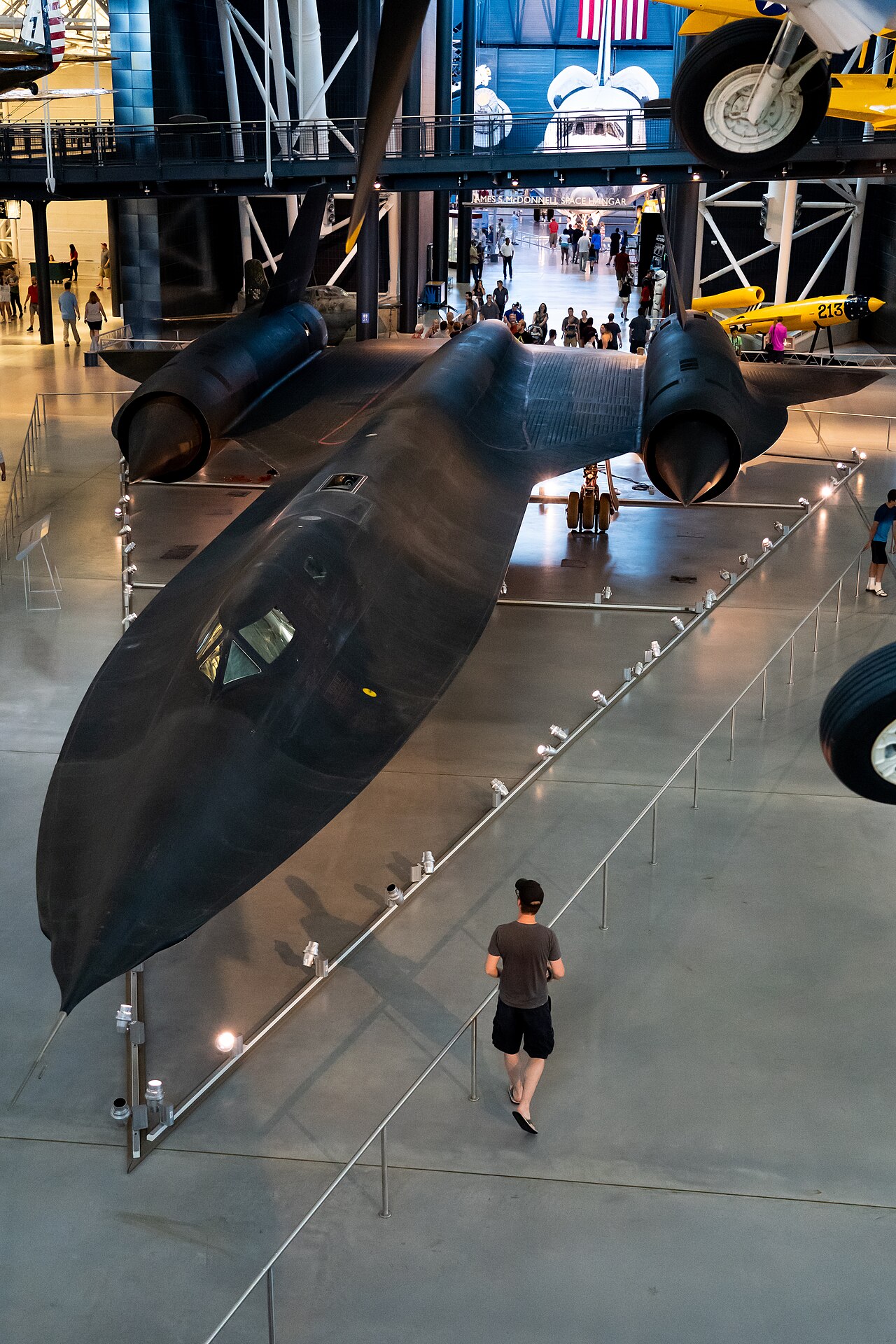 — Twin-engine aircraft