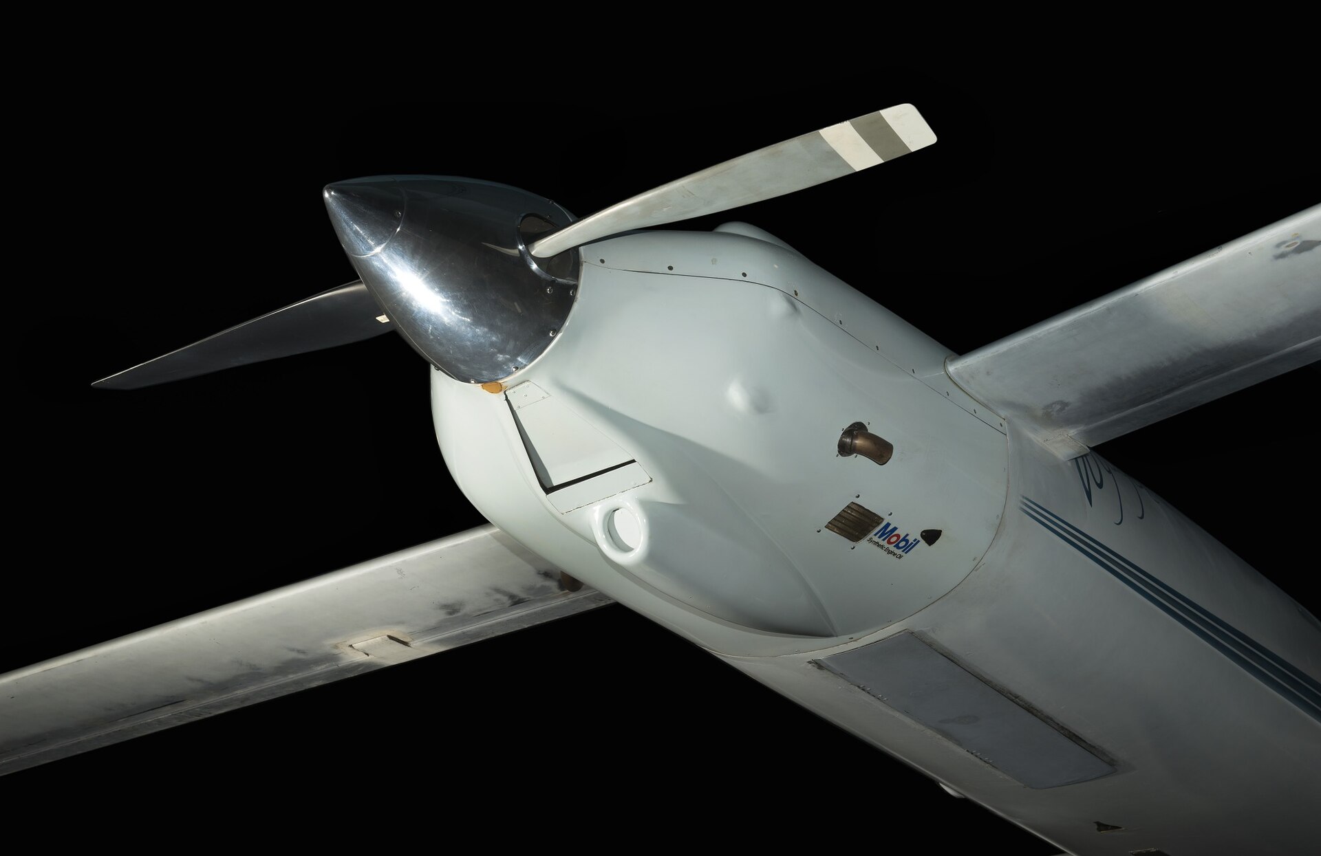  — Glider