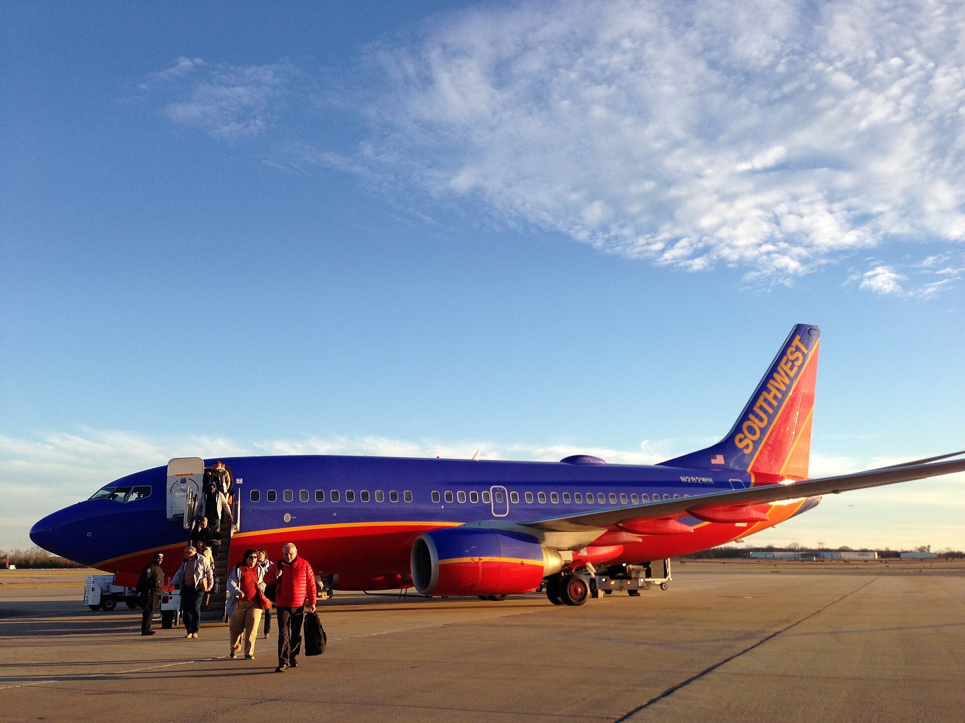 N282WN — Boeing