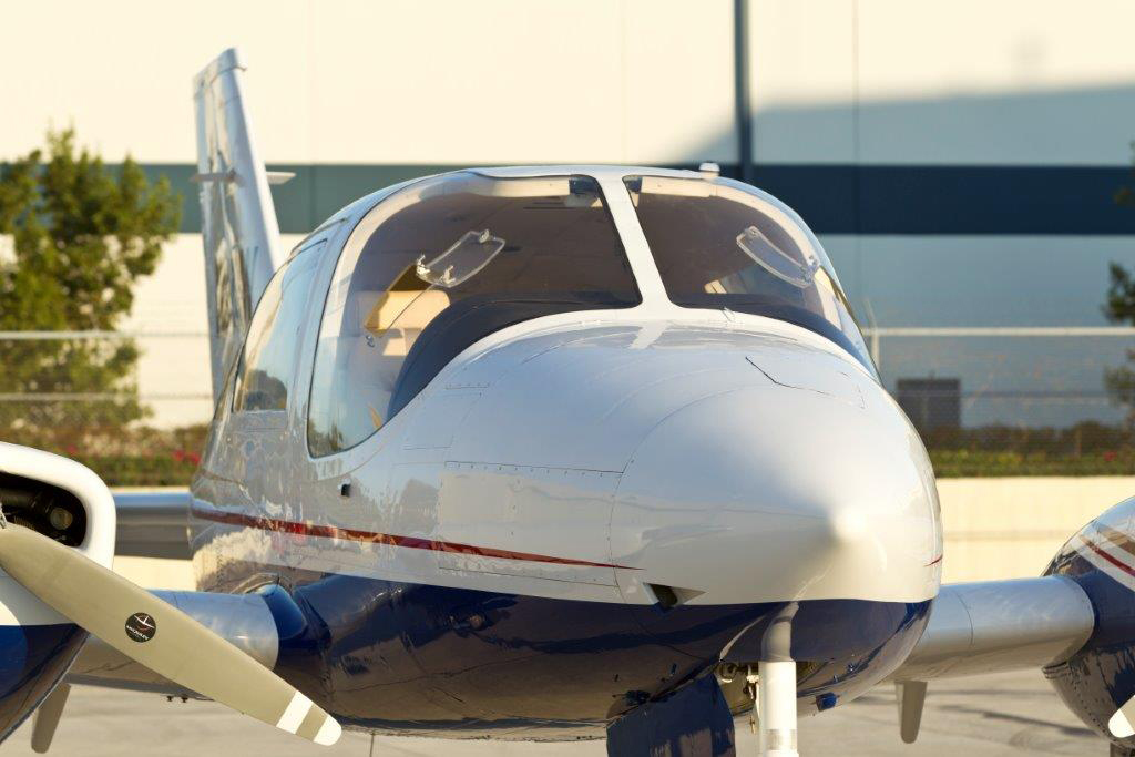 N26GW — Twin-engine aircraft