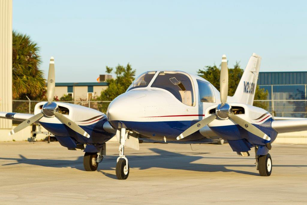 N26GW — Twin-engine aircraft
