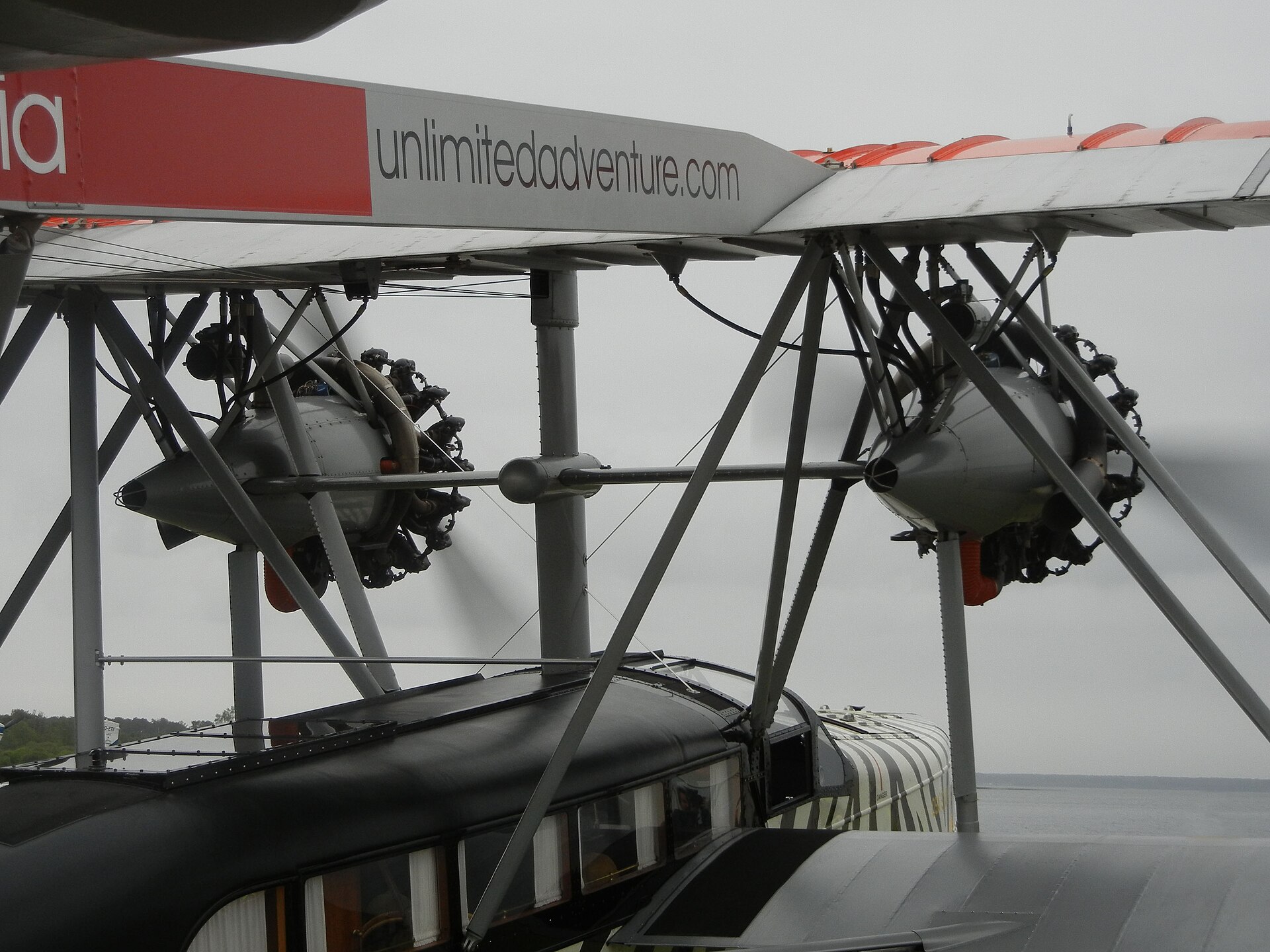 — Twin-engine aircraft
