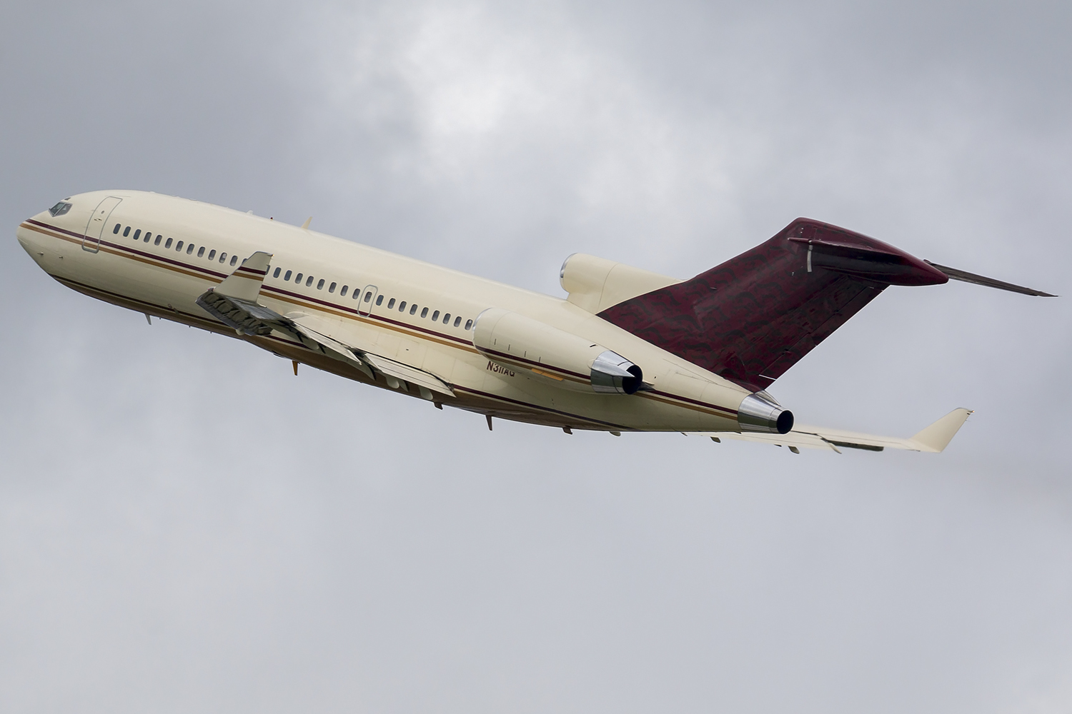 N311AG — Boeing