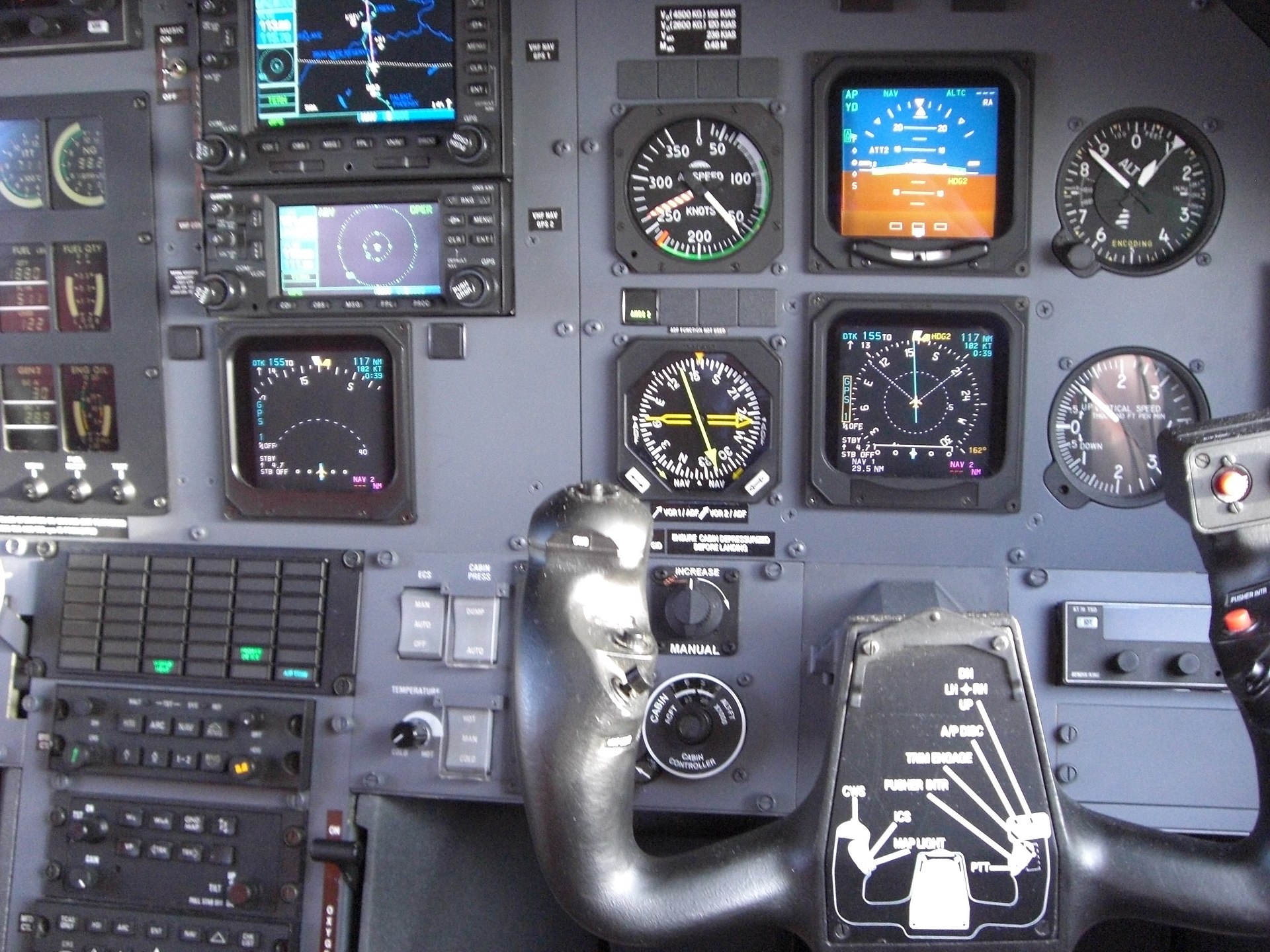 N325MW — Aircraft