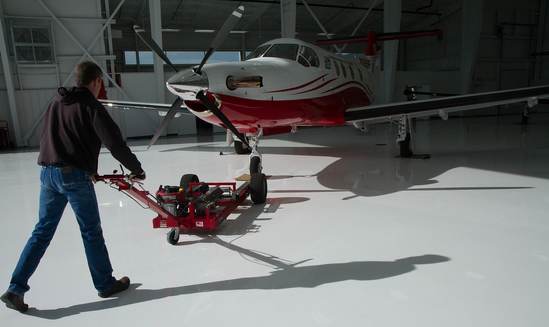 N328SF — Pilatus