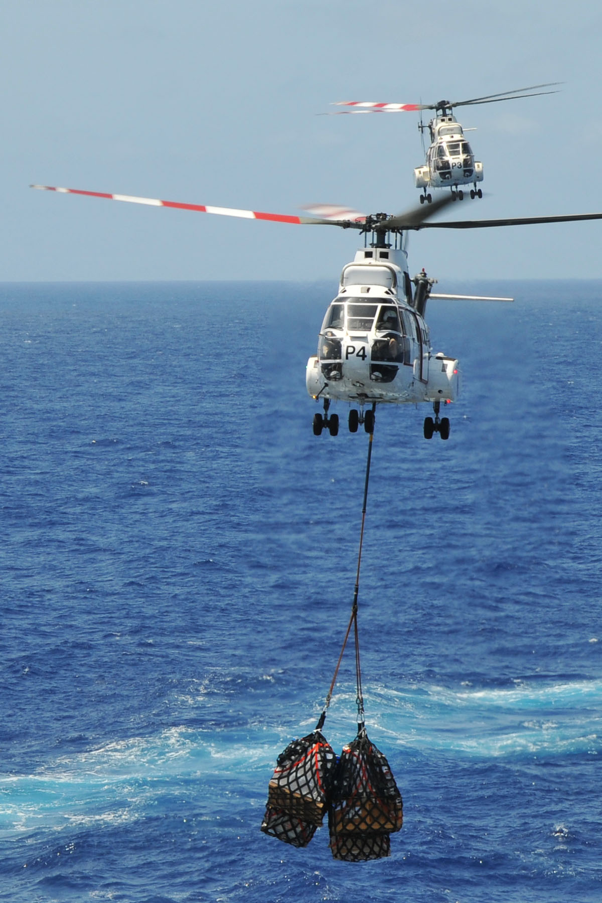 N330KW — Helicopter