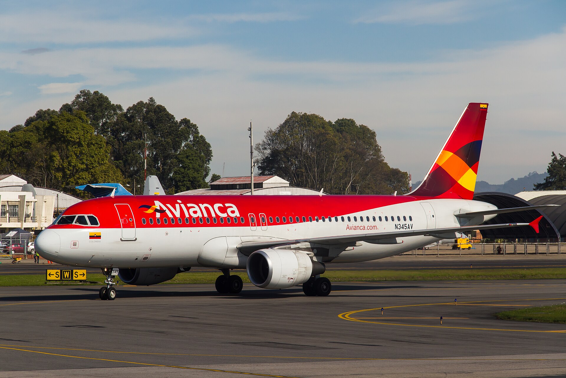 N345AV — Airbus