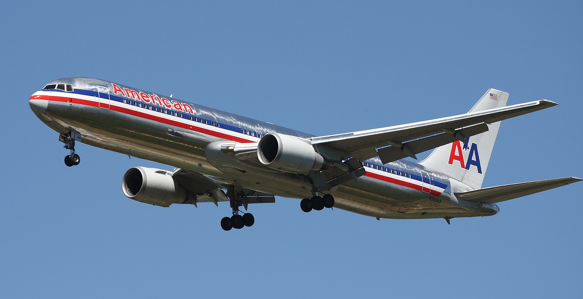 N389AA — Boeing