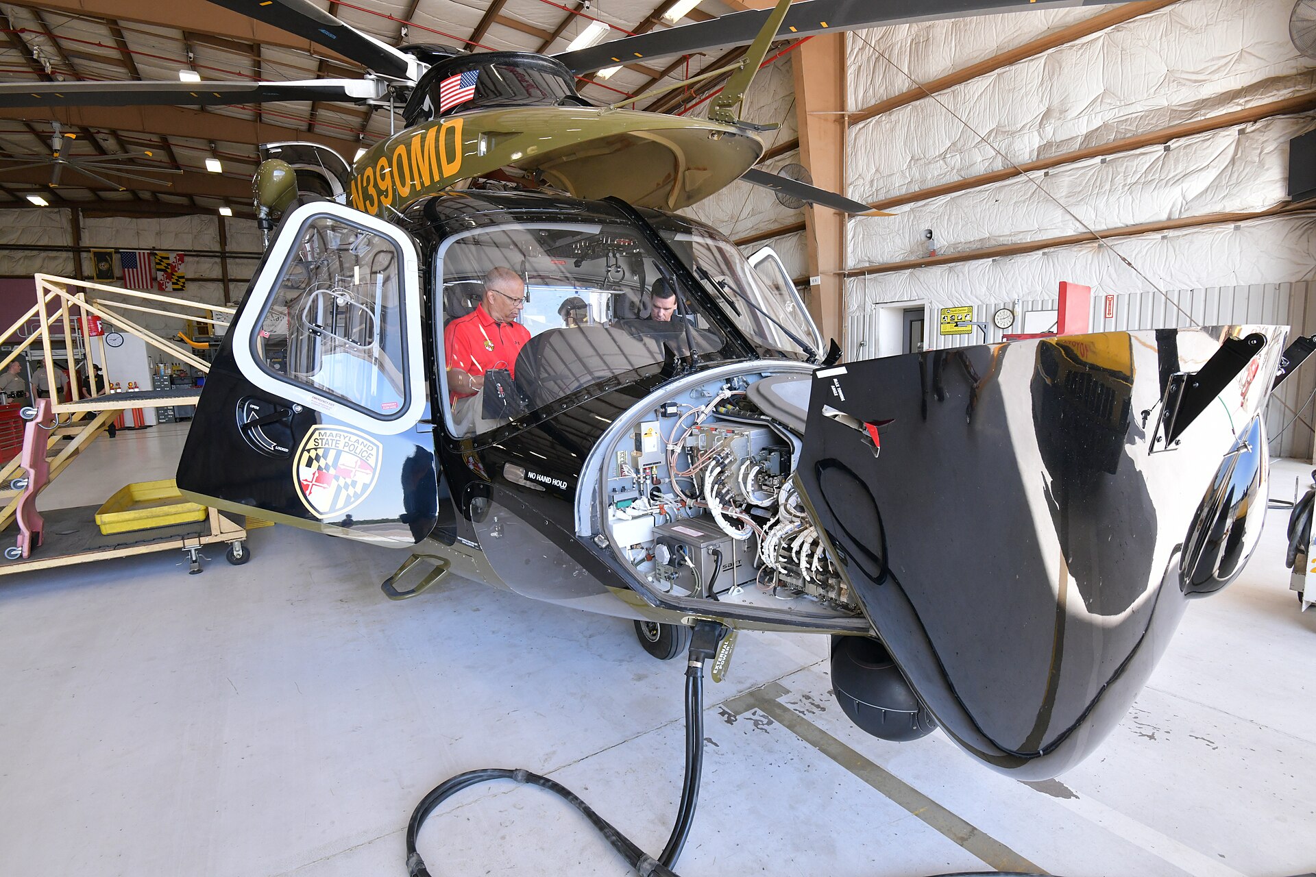N390MD — Helicopter