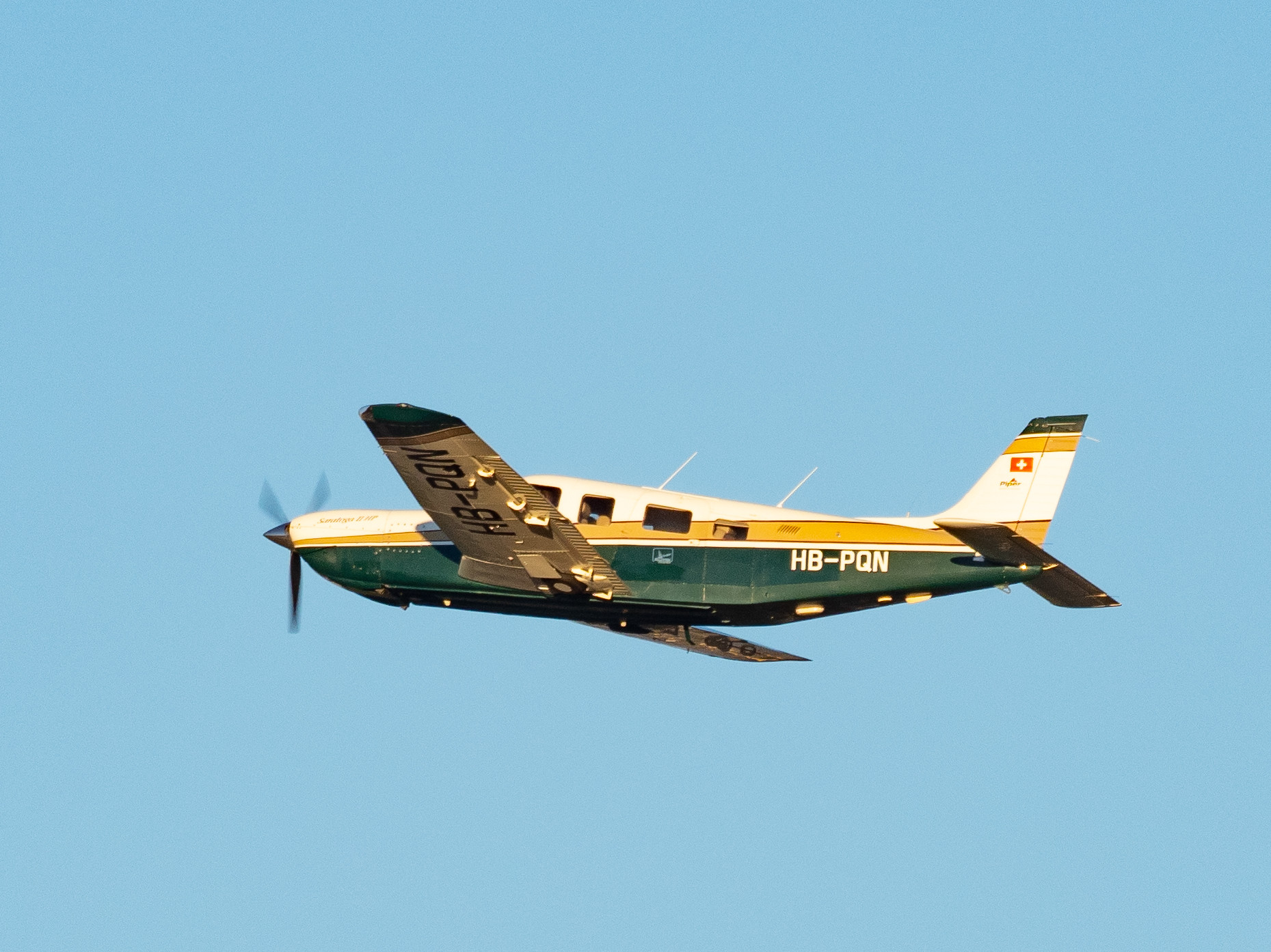 HB-PQN — Piper