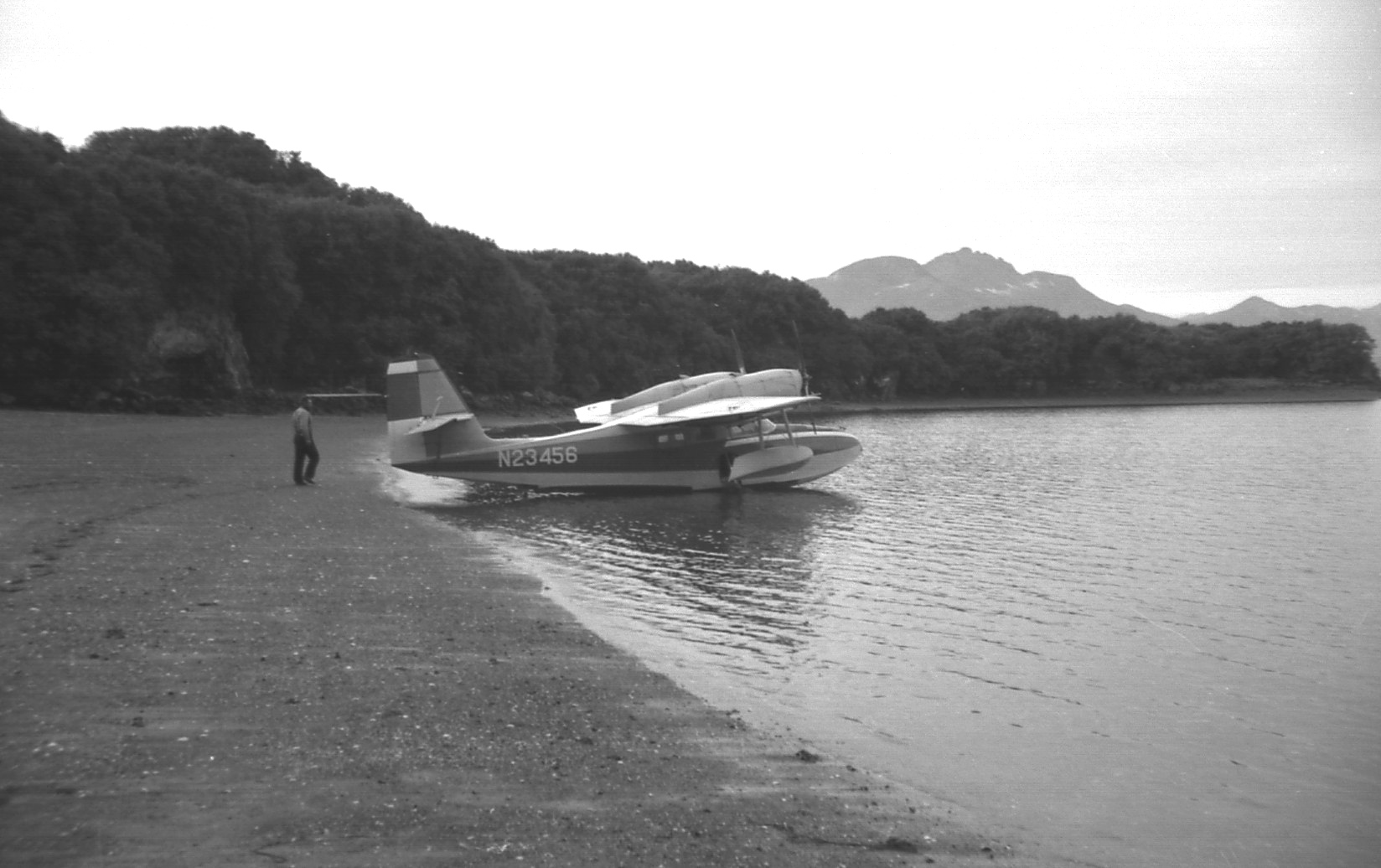 N23456 — Twin-engine aircraft