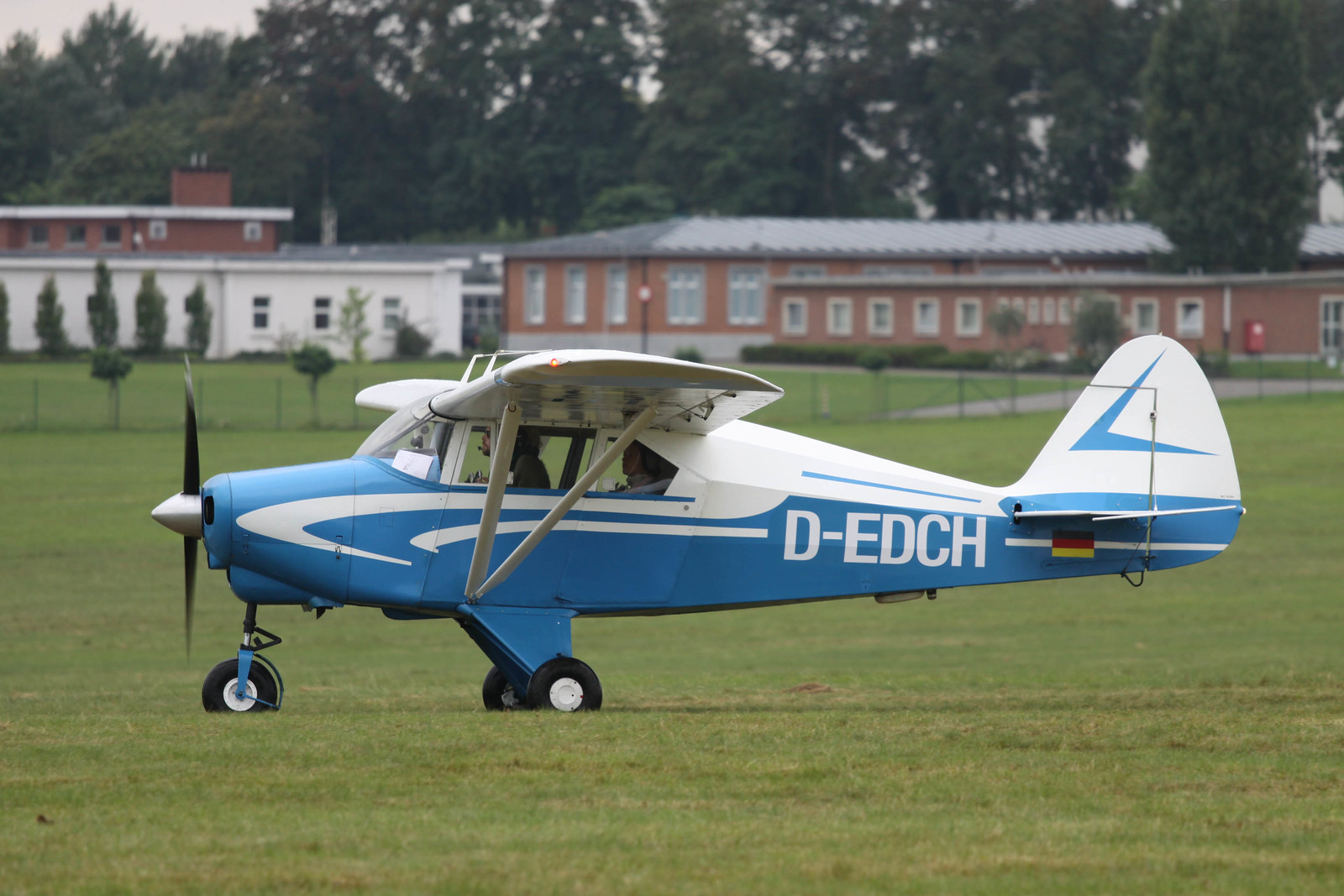 D-EDCH — Single-engine aircraft