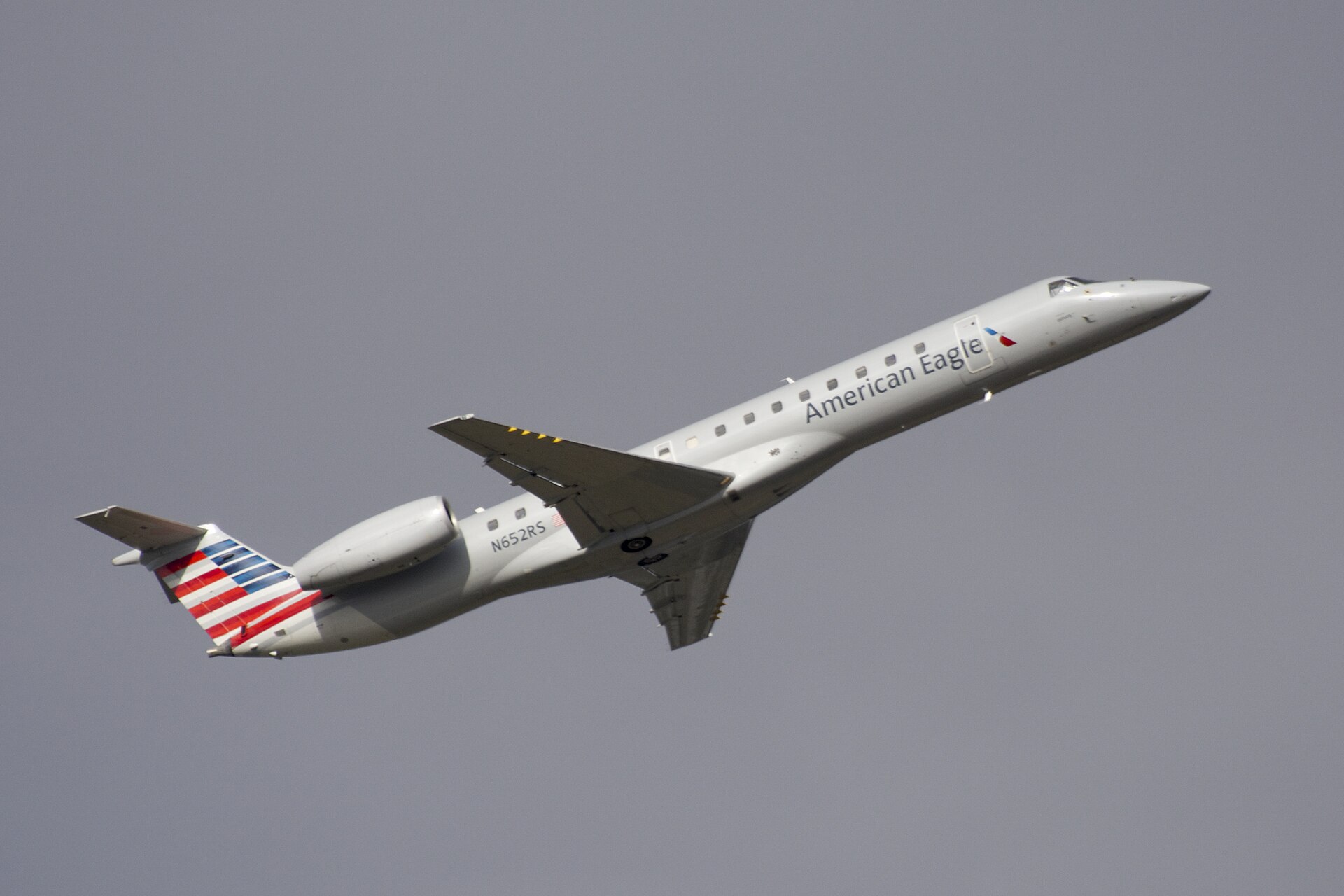 N652RS — Embraer