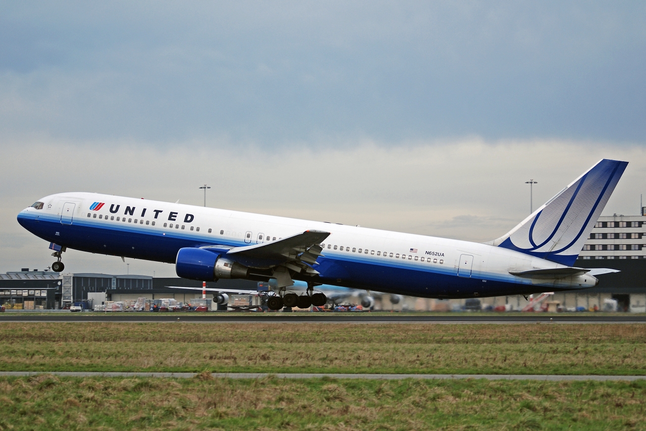 N652UA — Boeing