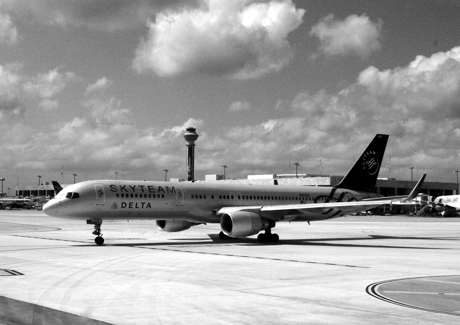 N659DL — Boeing