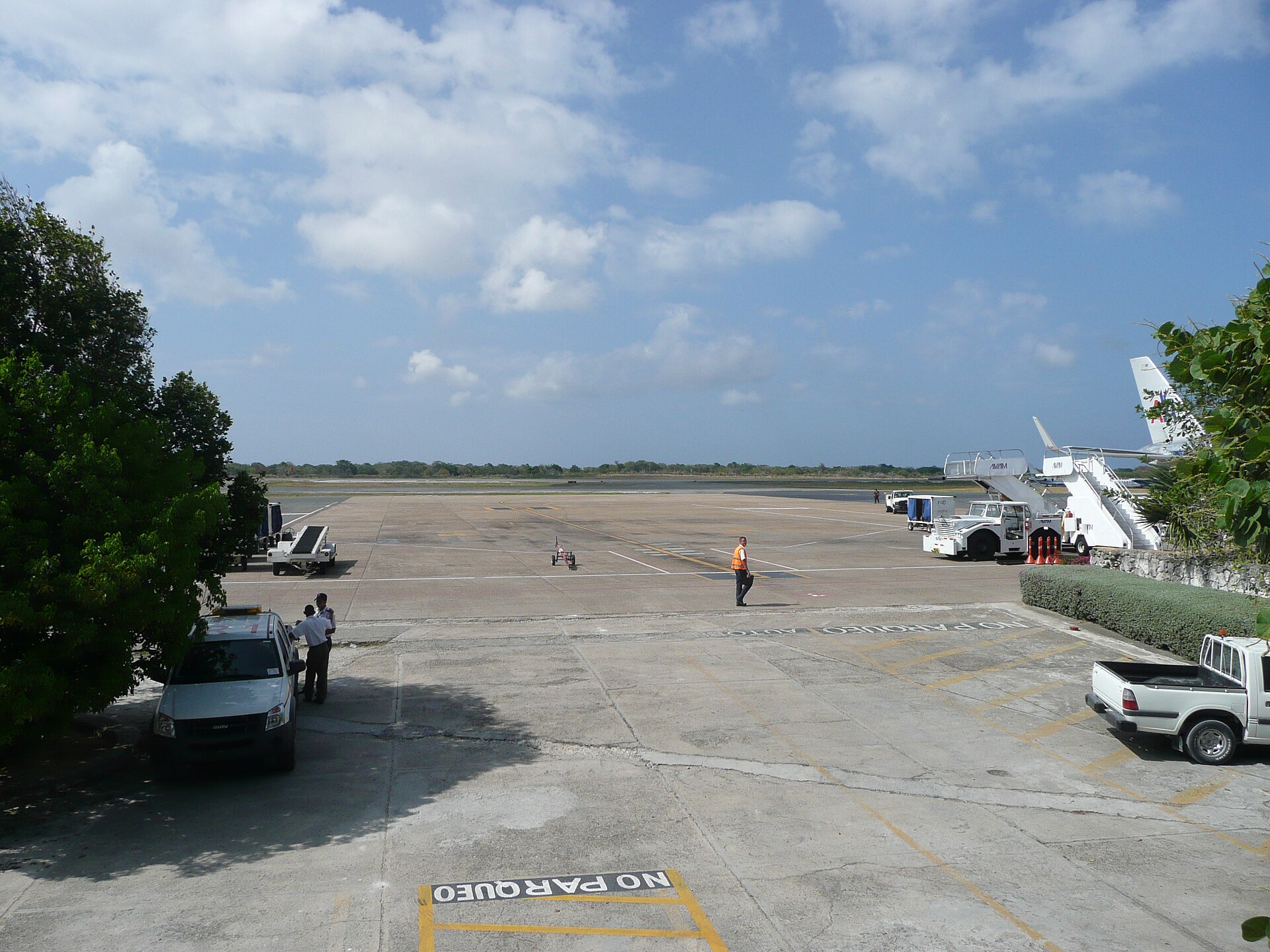 N662AA — Aircraft