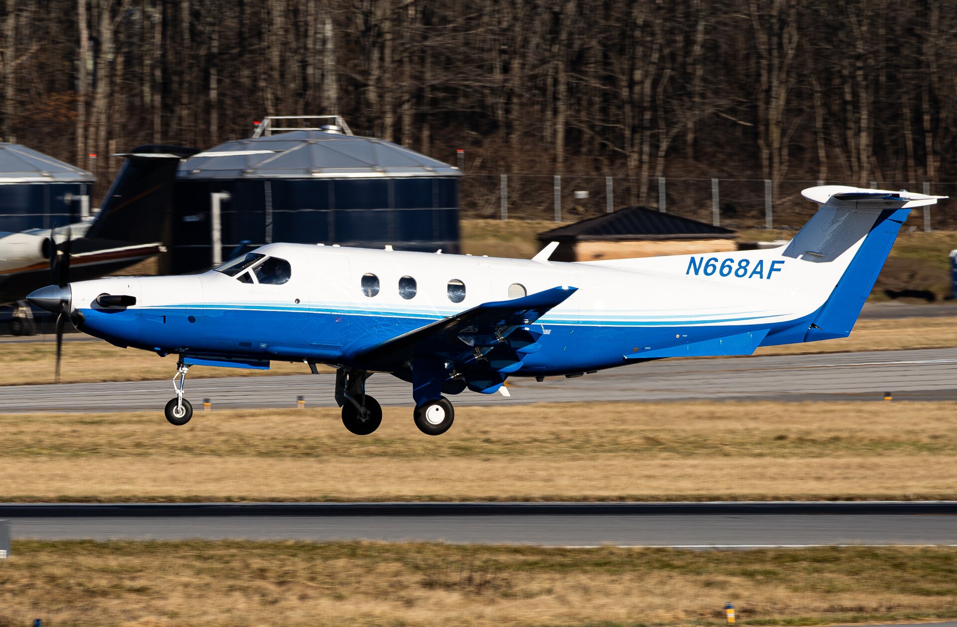 N668AF — Pilatus