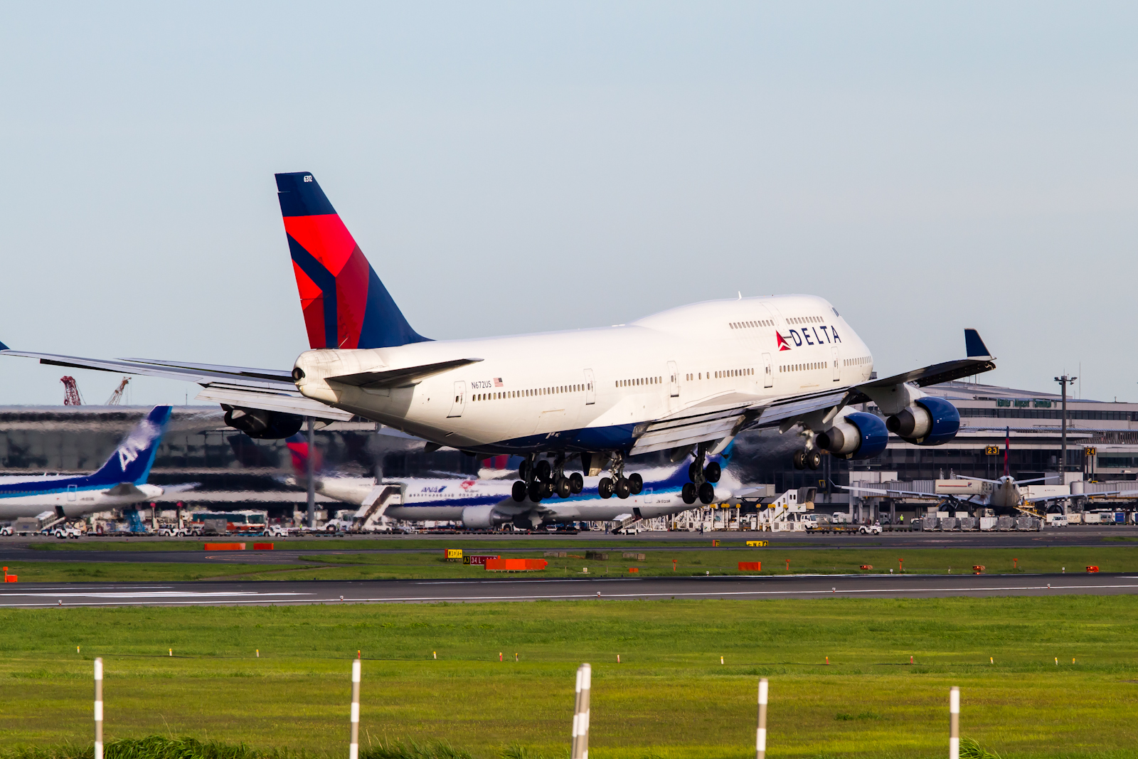 ken H's best shot — N672US