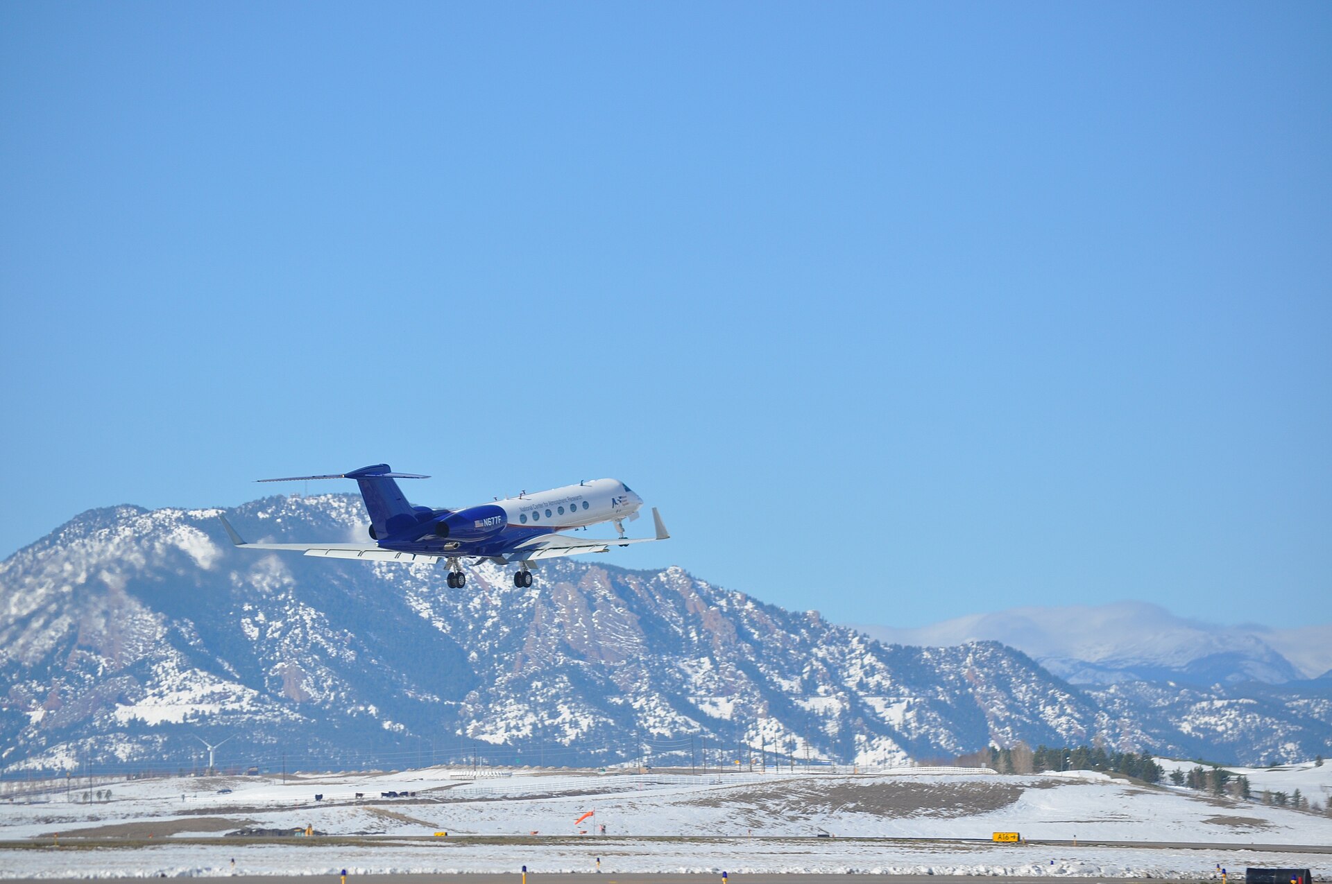N677F — Gulfstream