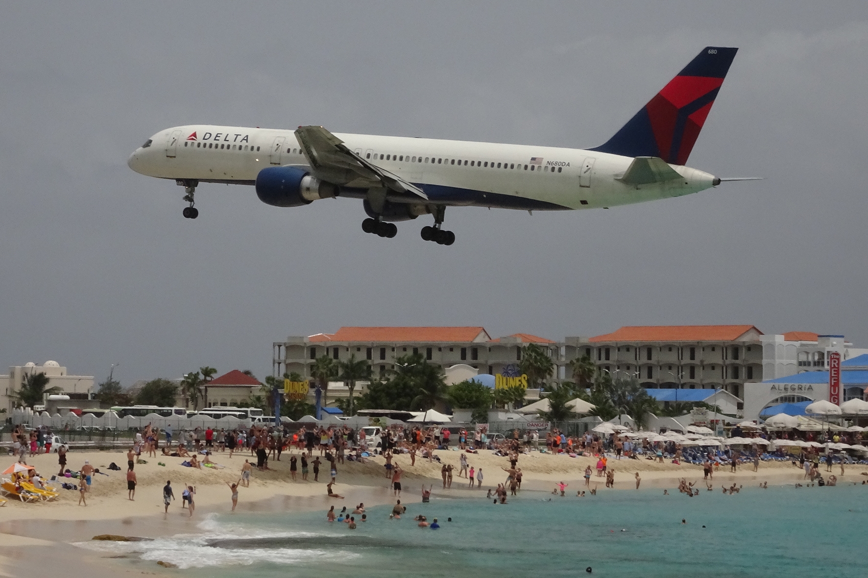 N680DA — Boeing