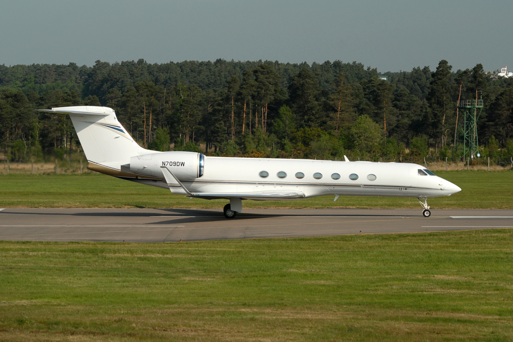 N709DW — Business jet